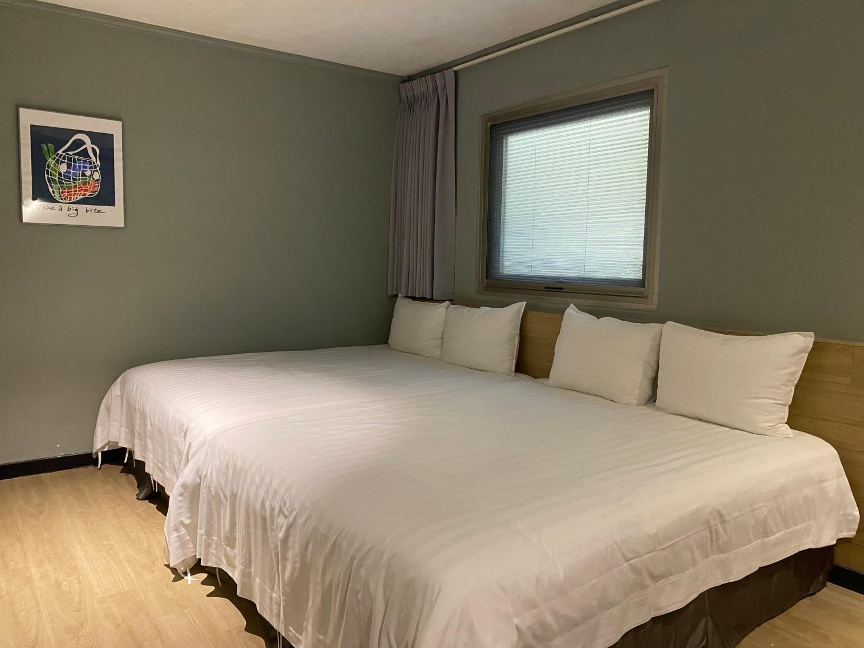 Standard Quadruple Room photo 1