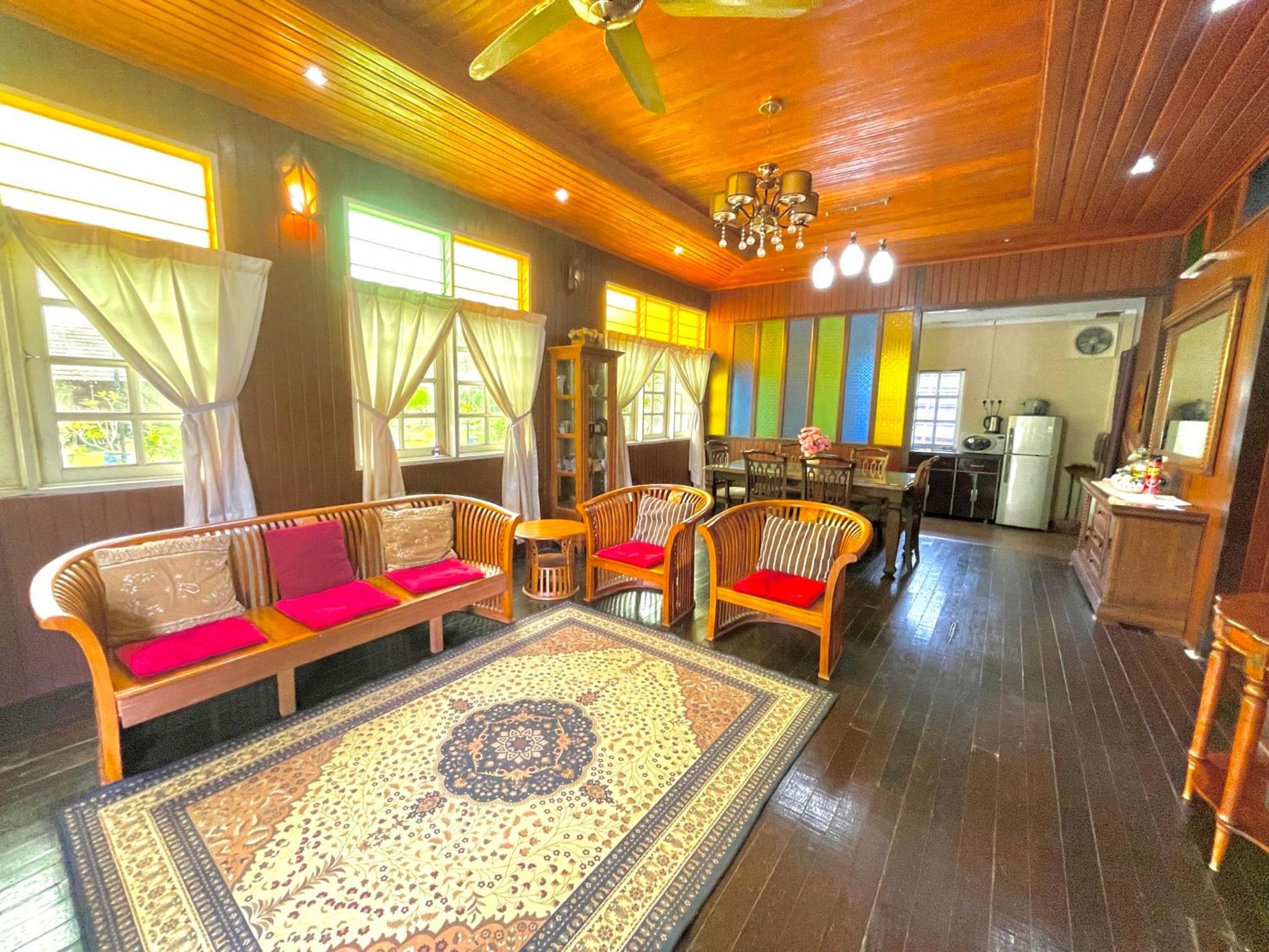 Three-Bedroom Chalet photo 3