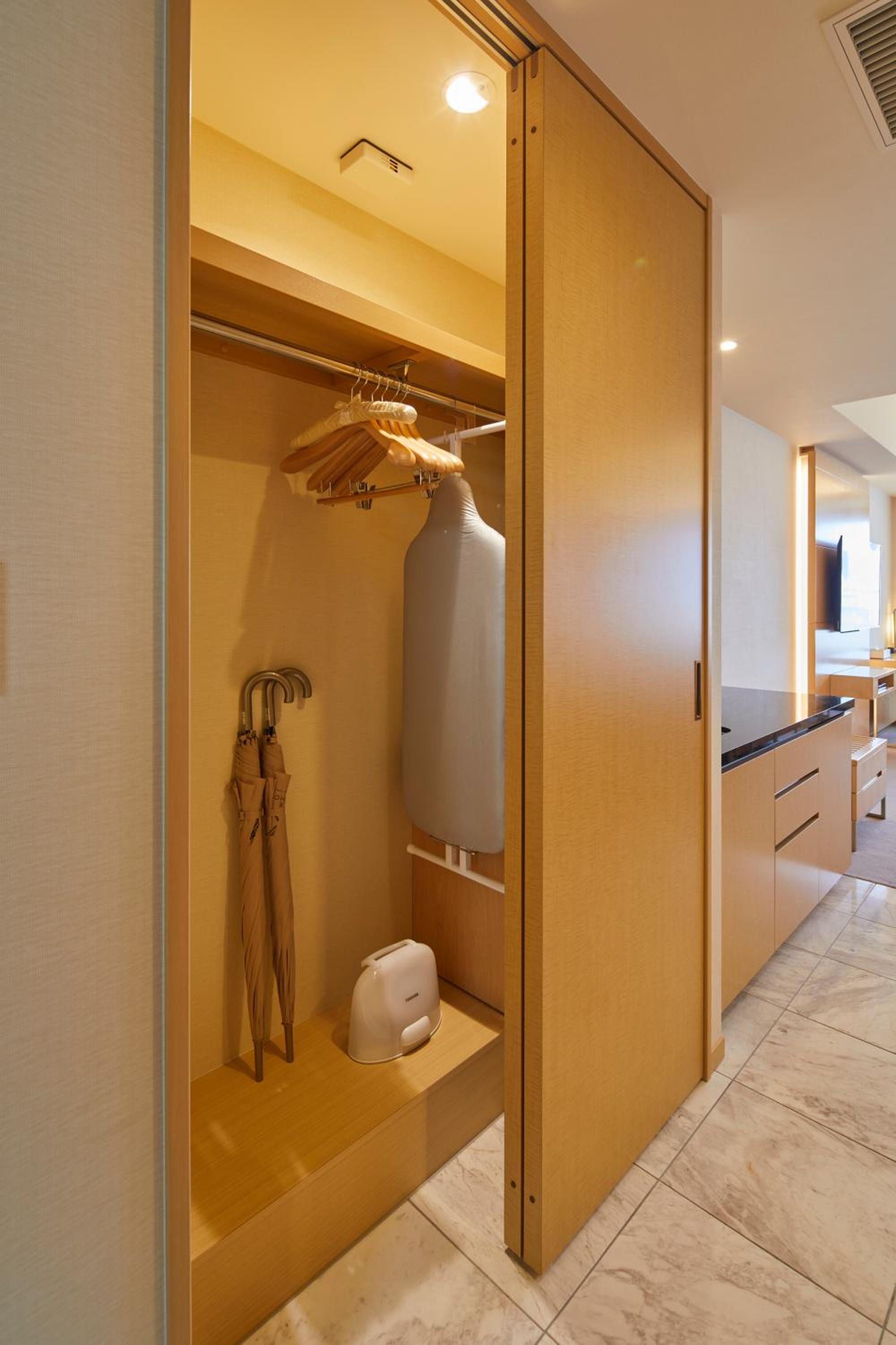 Premier Deluxe Twin Room