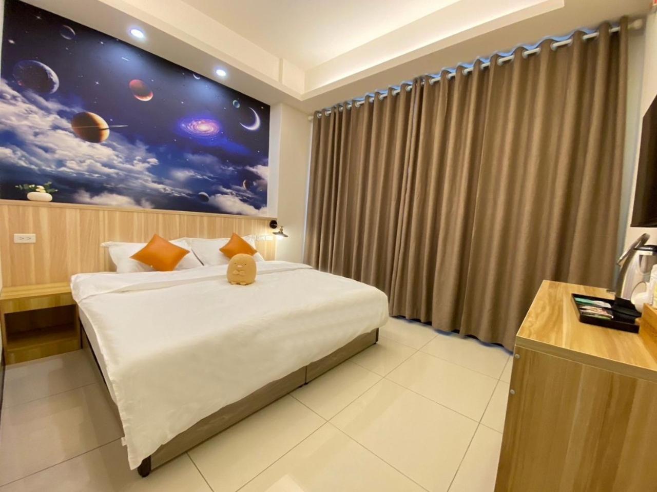 Double or Twin Room with Private Bathroom photo 3