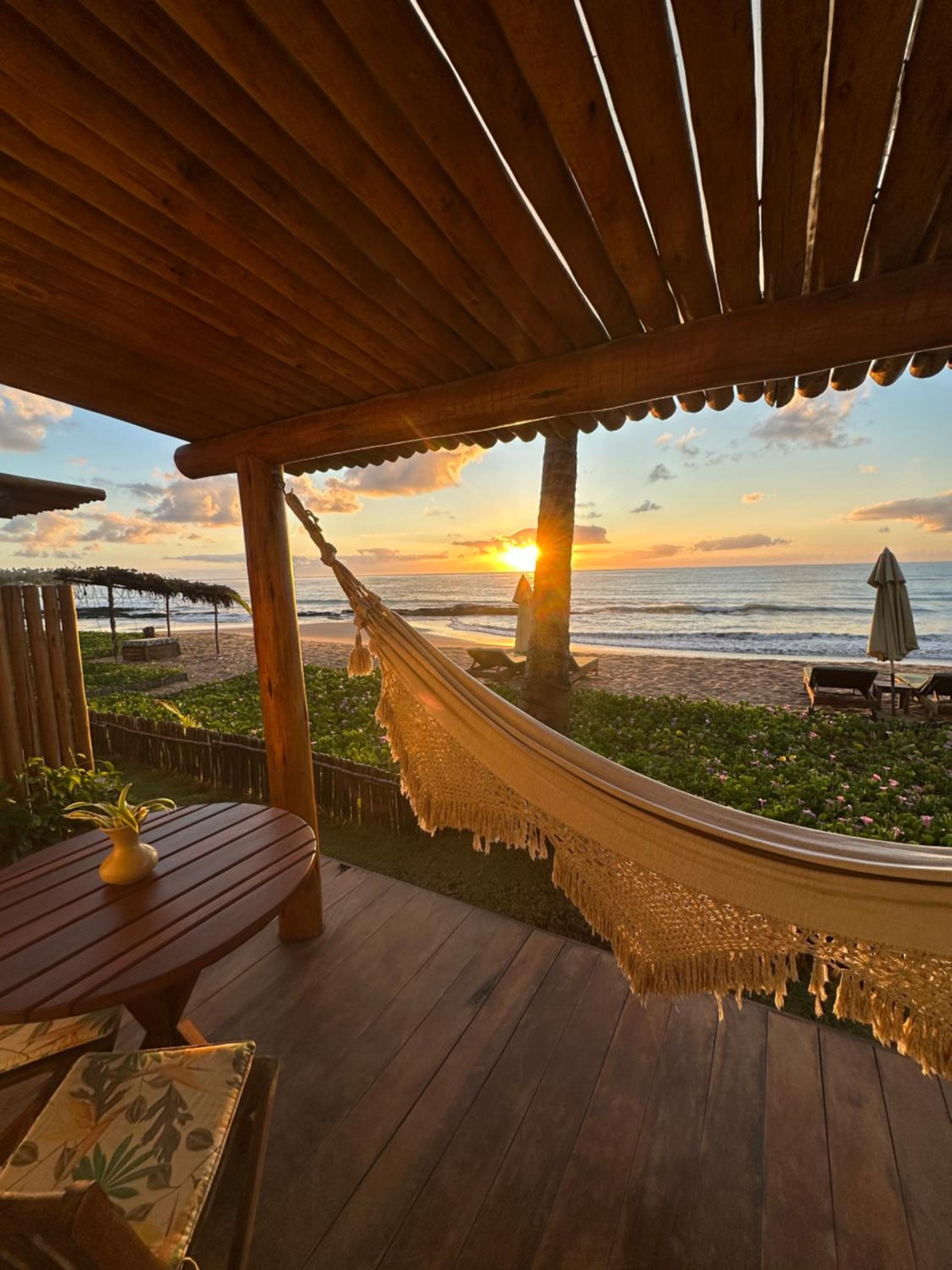 Deluxe Bungalow with Sea View - Photo 4