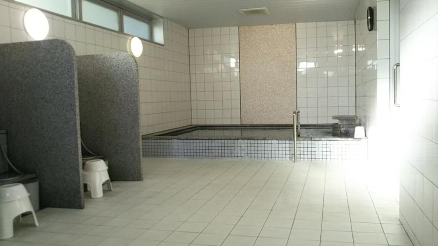 Single Room with Additional Amenities - Non-Smoking photo 3