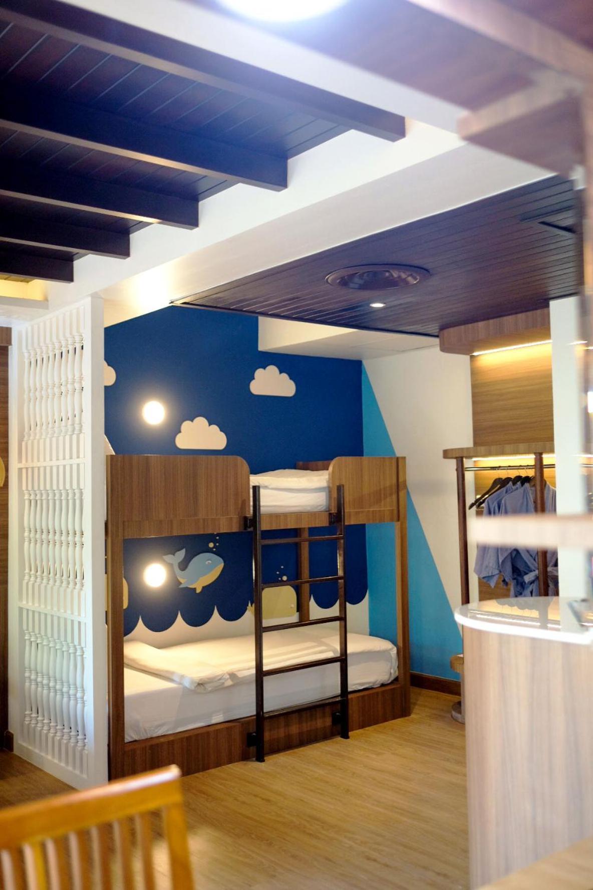 Family Bunk Bed - Photo 5