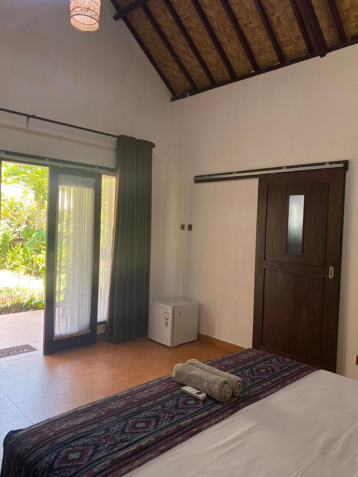 Deluxe Bungalow with Garden View photo 2