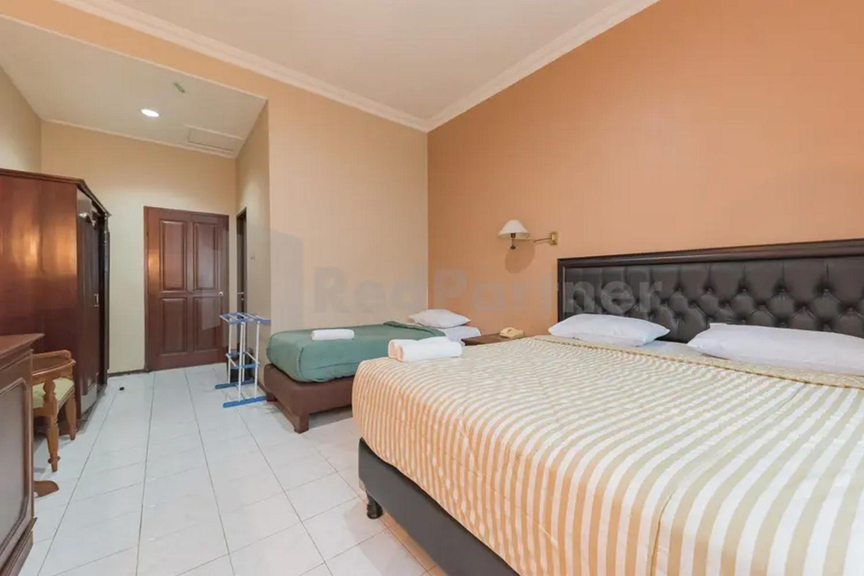 Deluxe Room - Photo 1