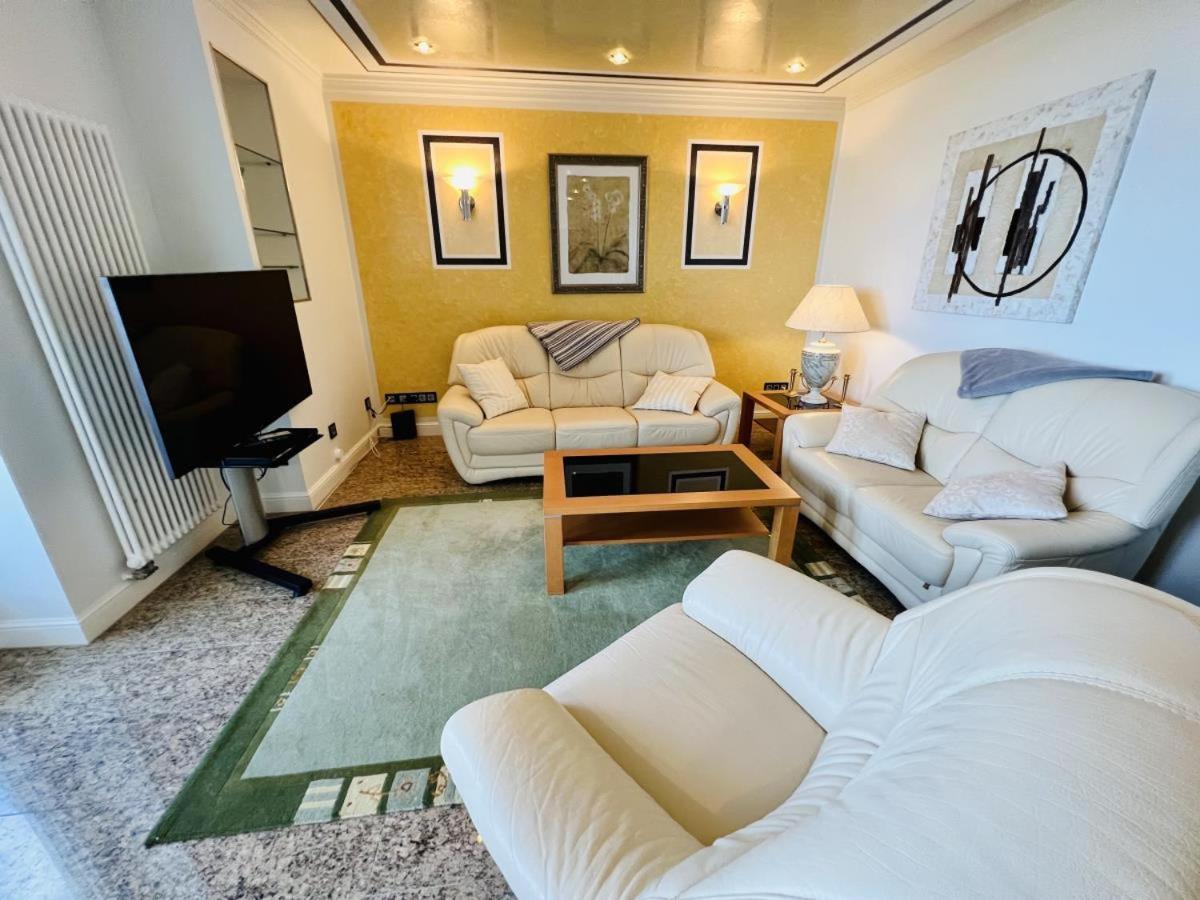 Apartment photo 1