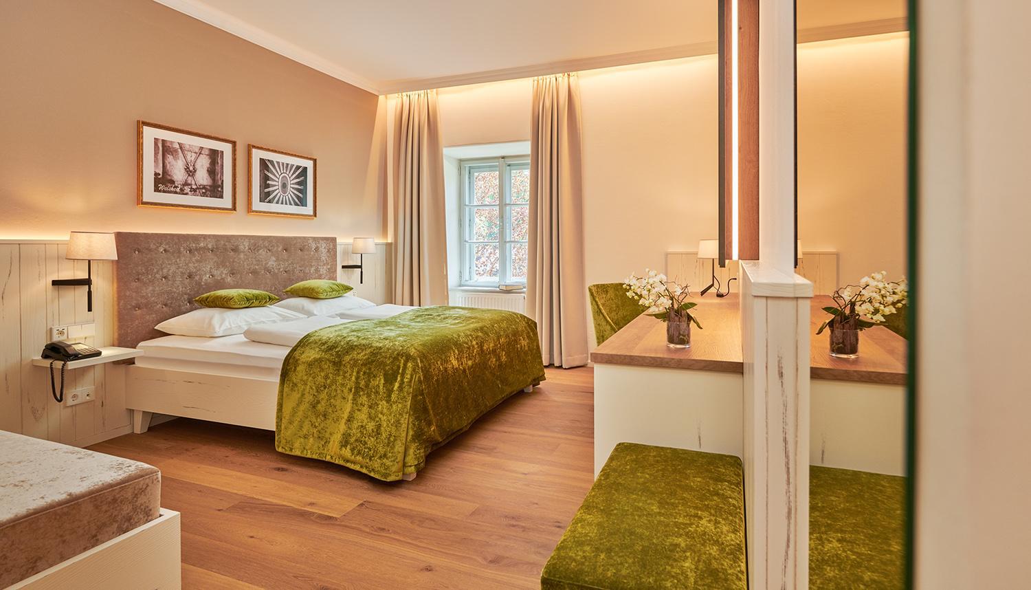 Business Double or Twin Room - Photo 1