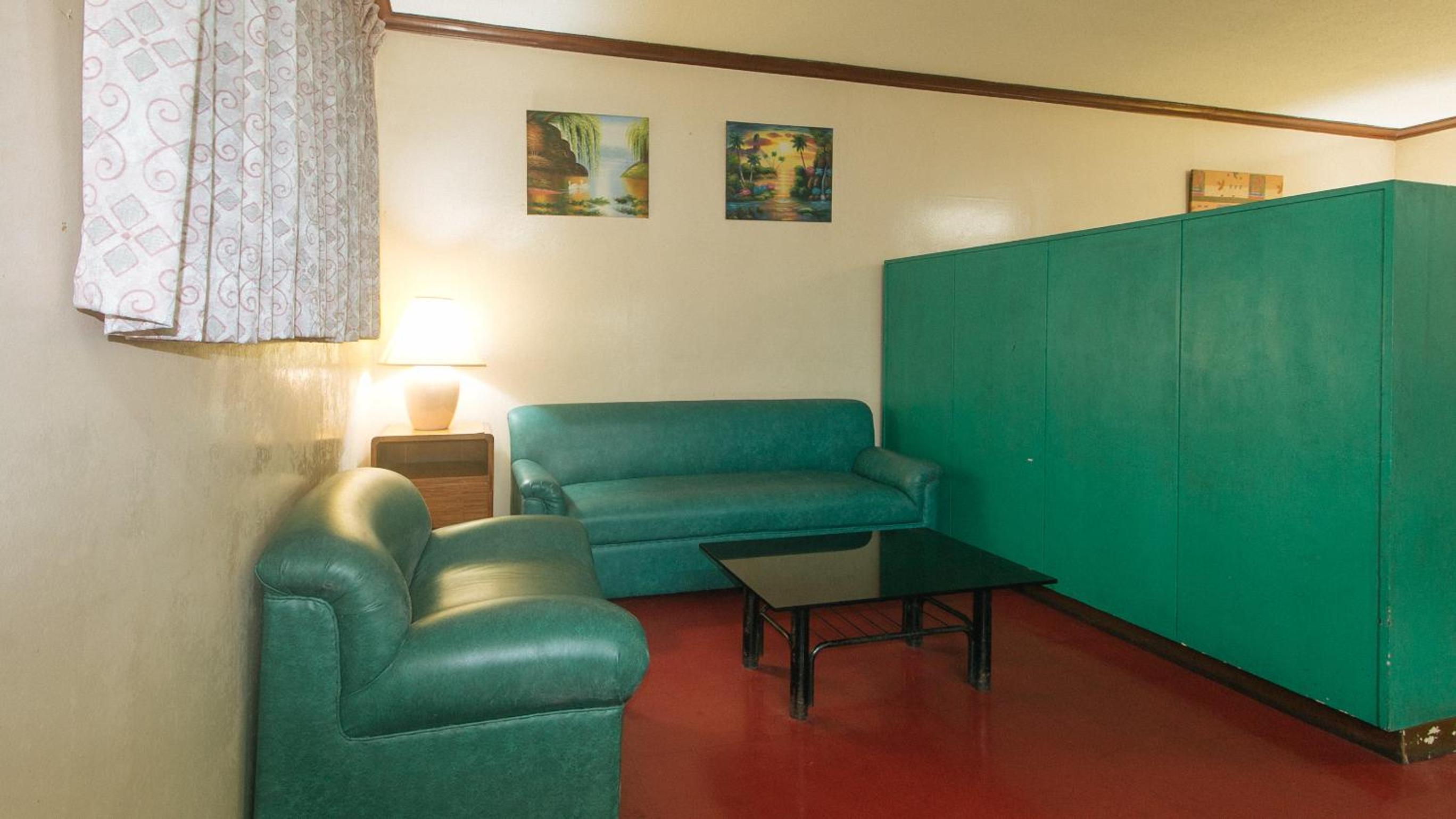 Twin Room - Photo 4