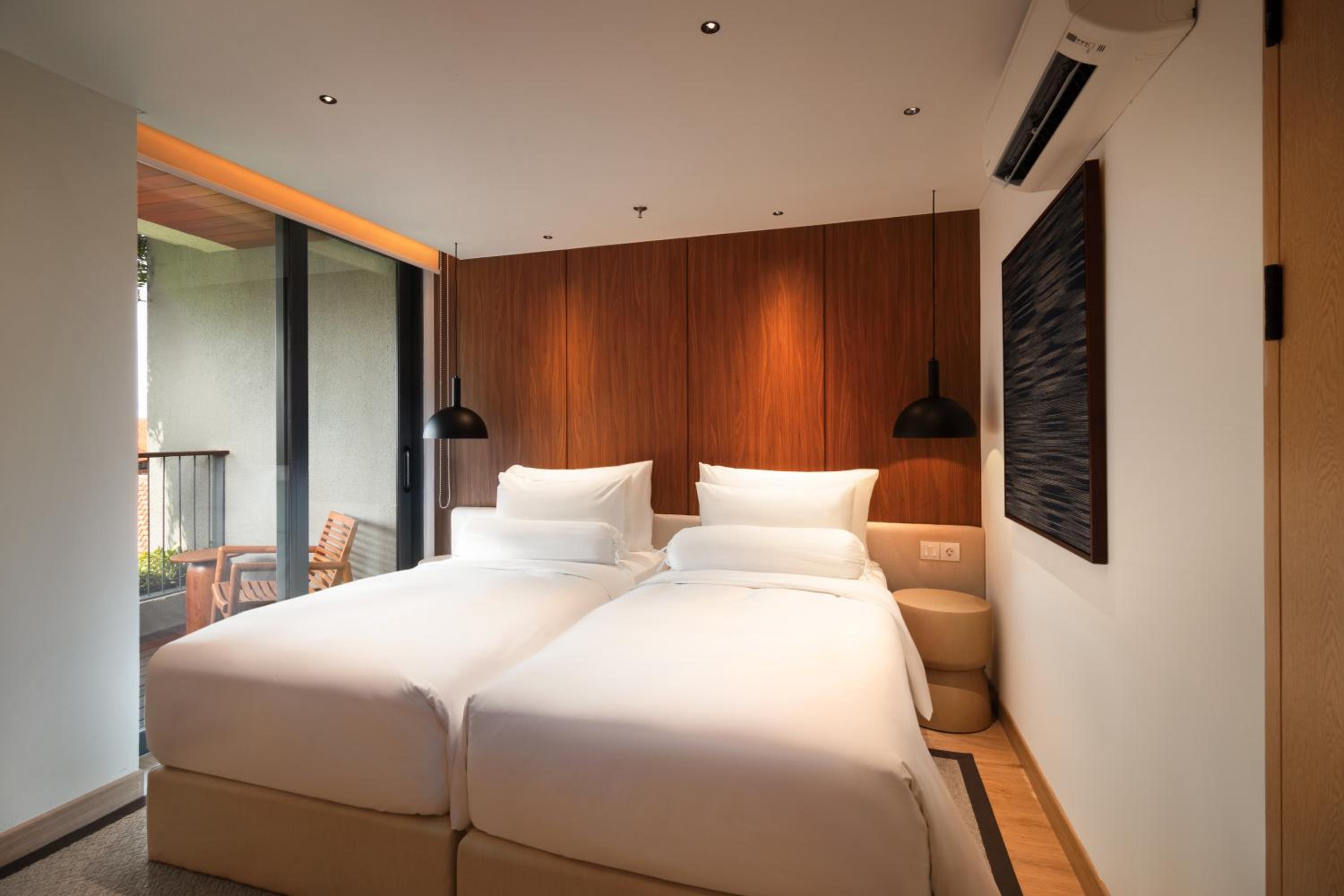 Three-Bedroom Grand Suite - Photo 10