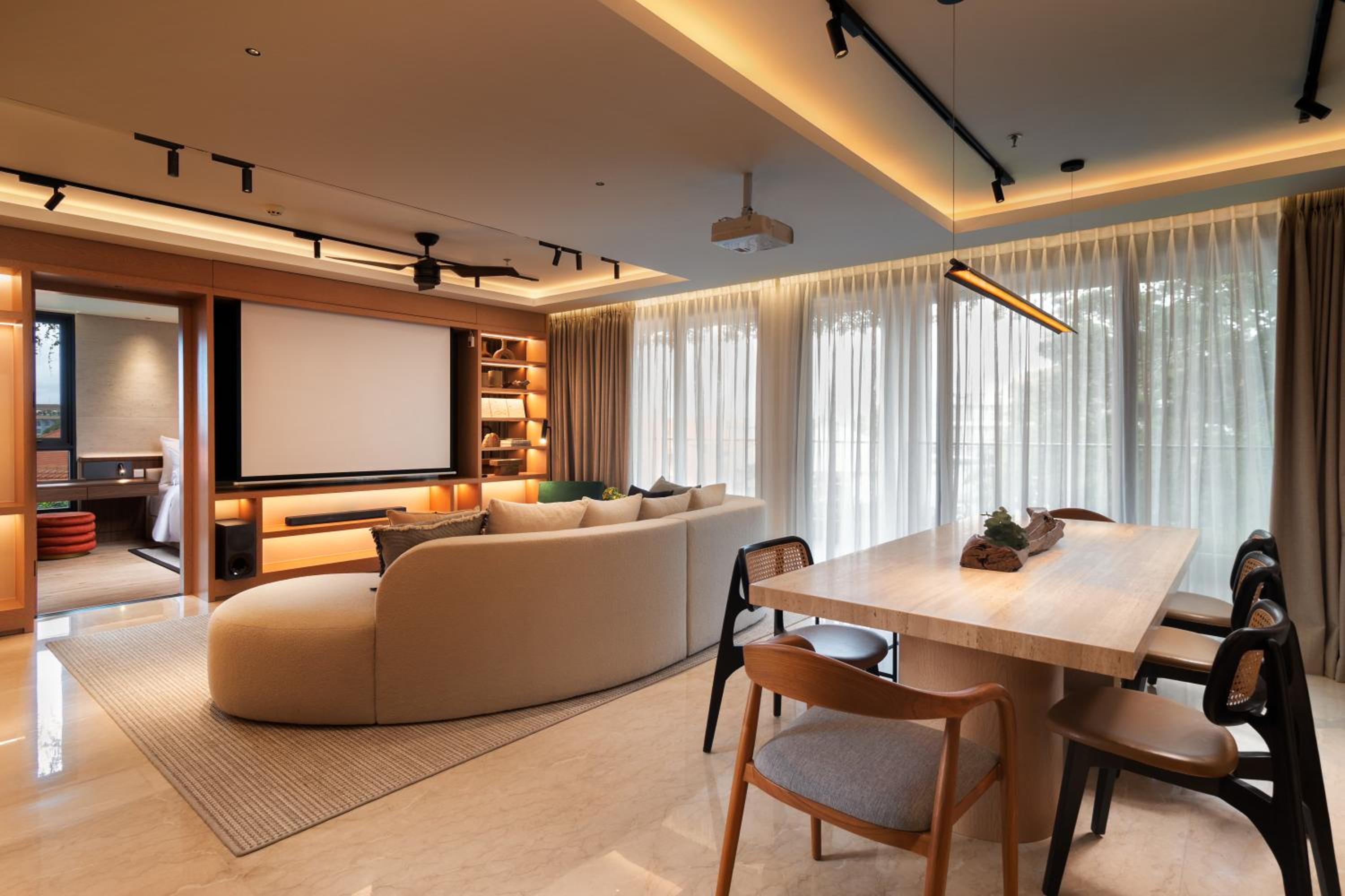 Three-Bedroom Grand Suite - Photo 1