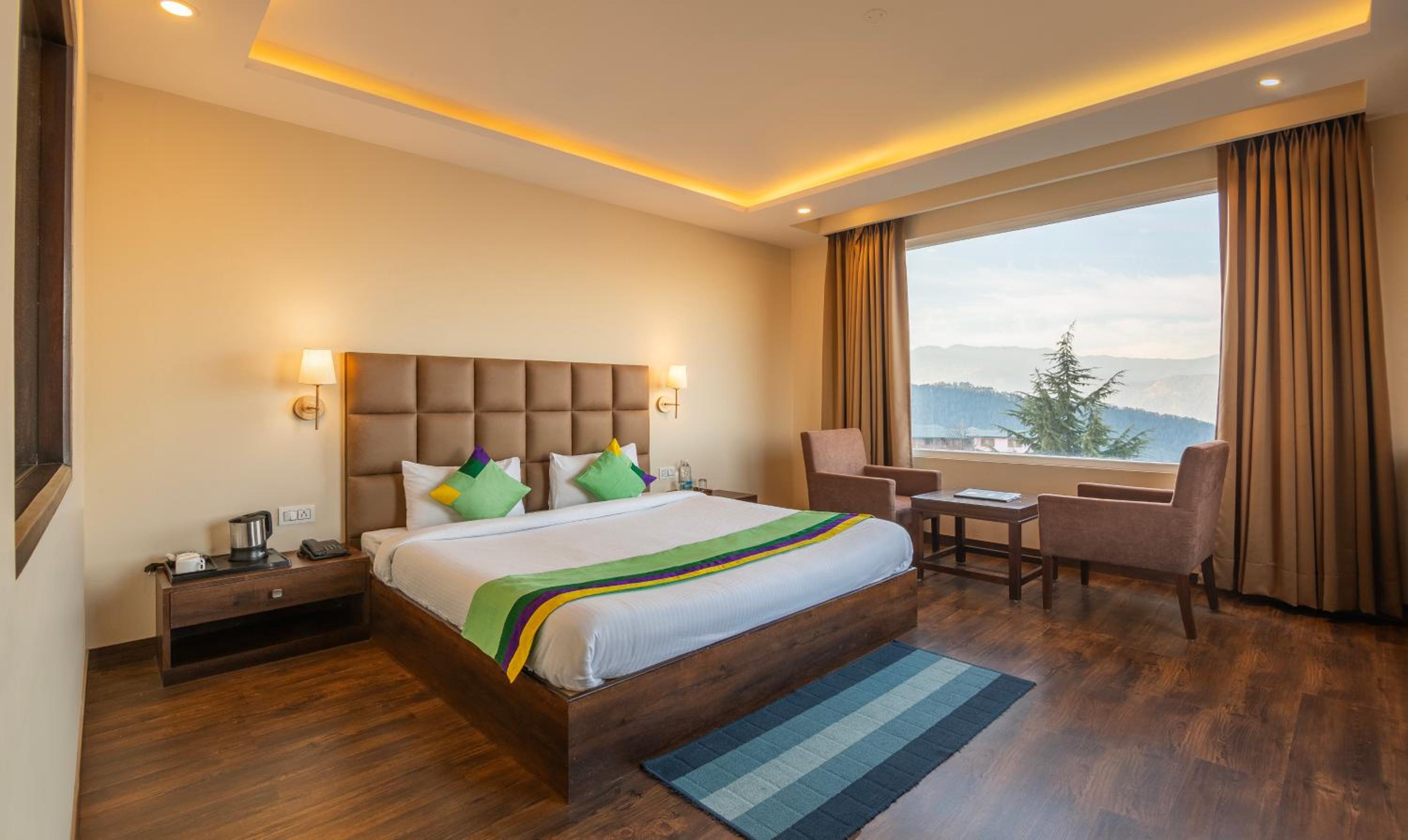 Deluxe Room With Scenic View photo 1