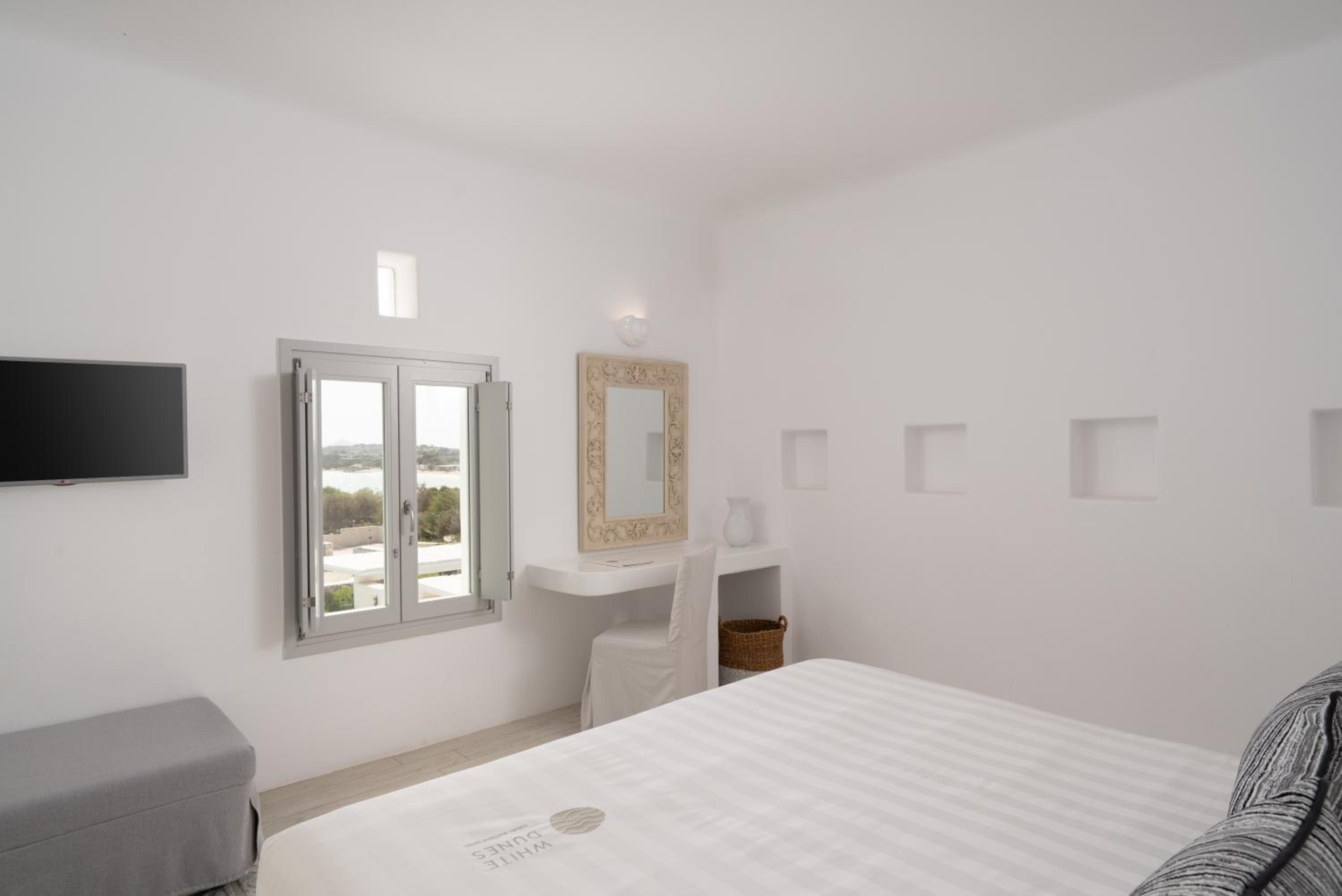 Suite with Panoramic Sea View