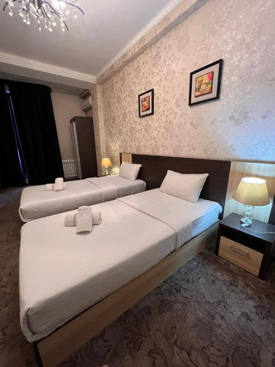 Comfort Triple Room