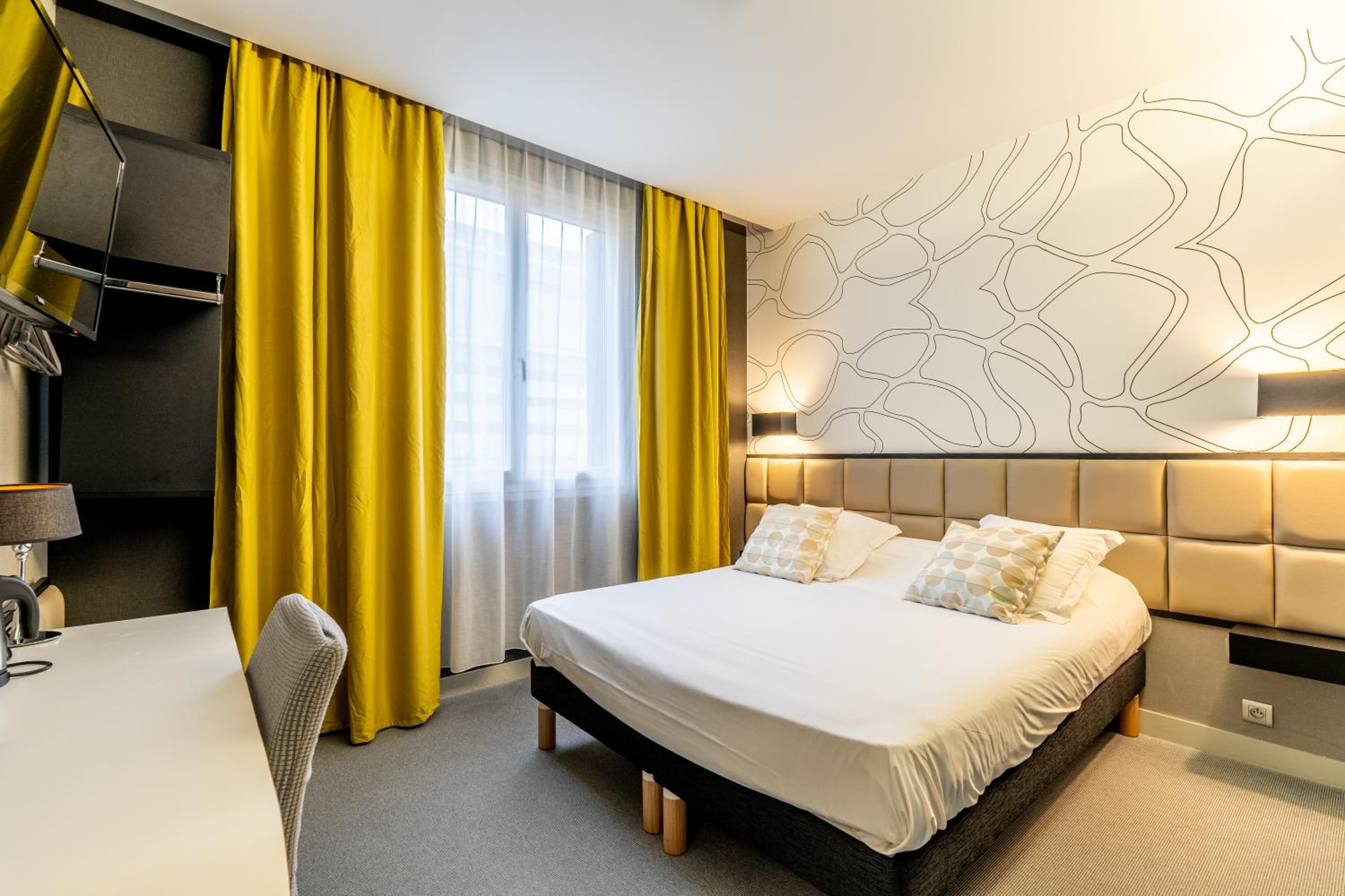 Superior Double Room - Photo 1