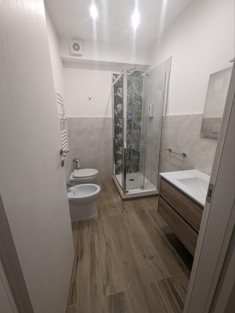 Double Room with Private External Bathroom photo 3