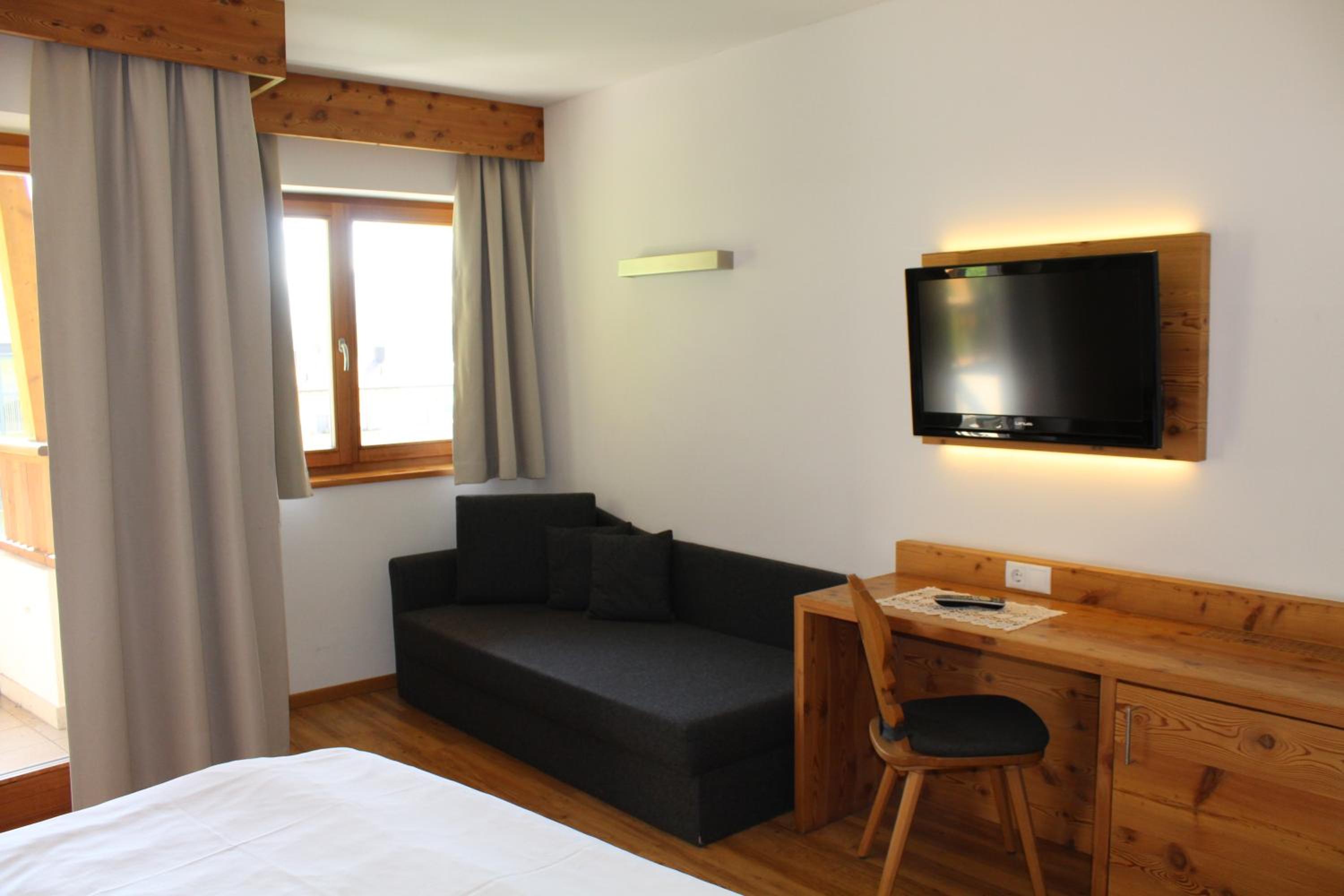 Superior Double Room with Balcony photo 3