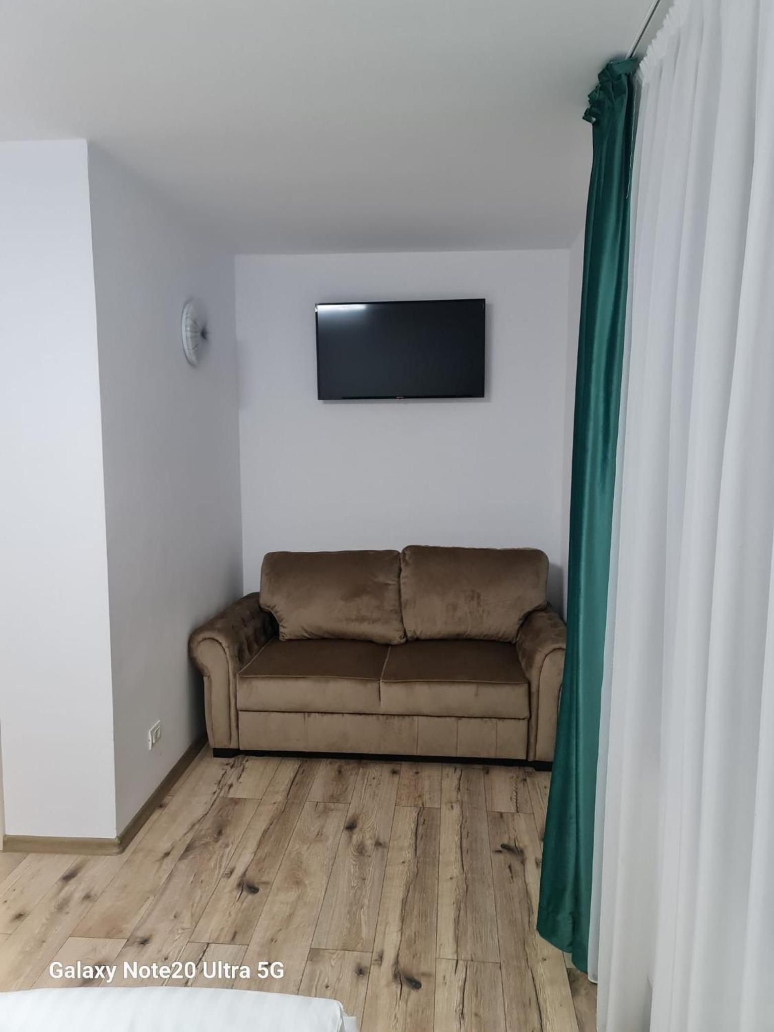 Superior Double or Twin Room with Garden View photo 3