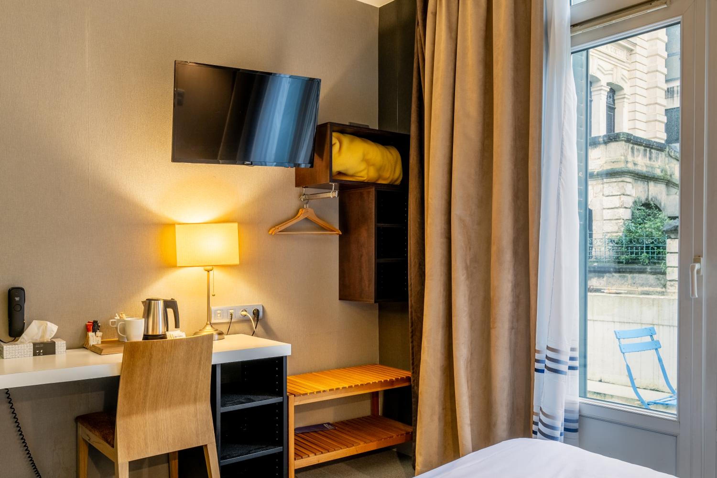 Superior Double Room - Photo 11