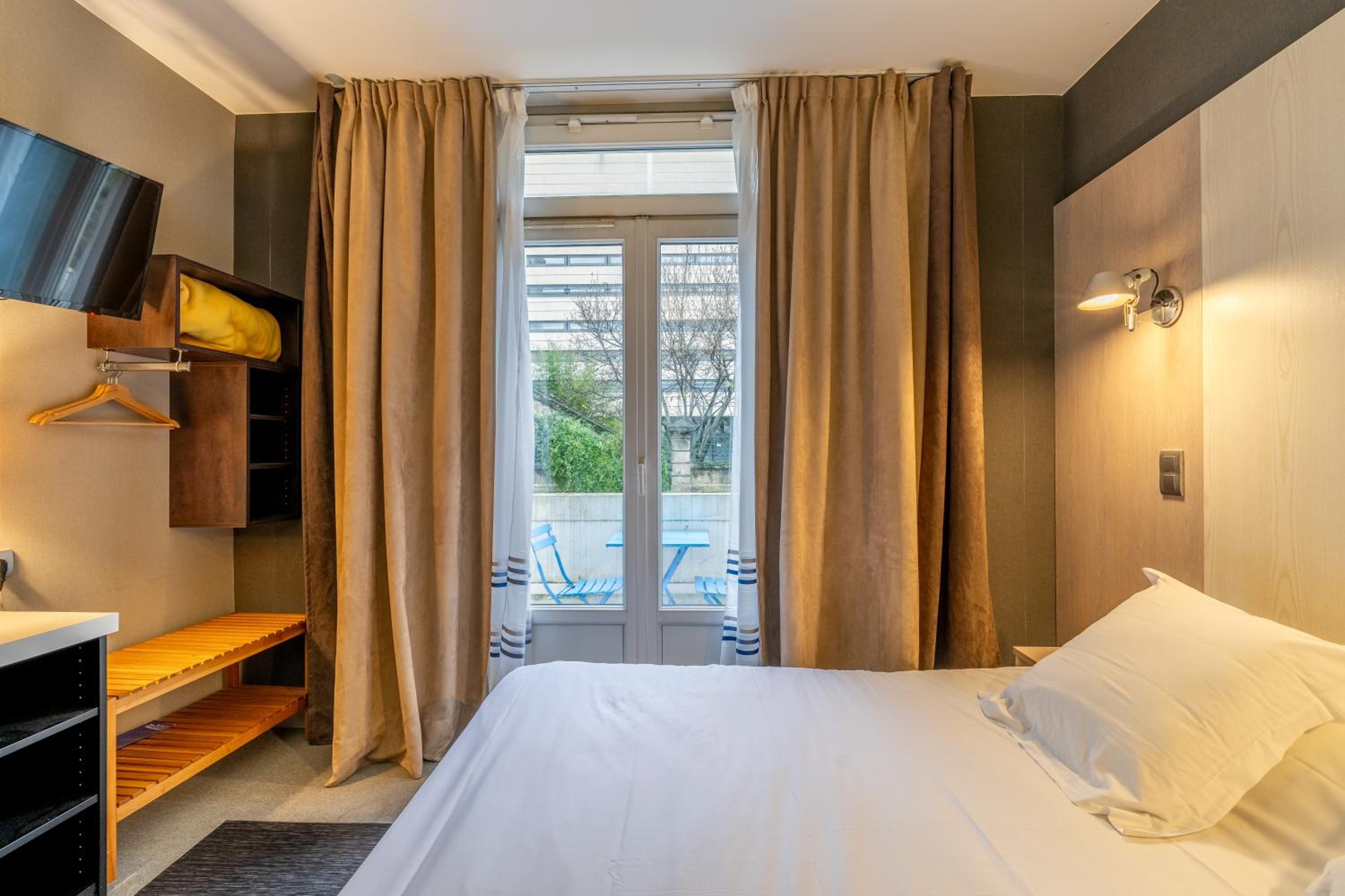 Superior Double Room - Photo 12