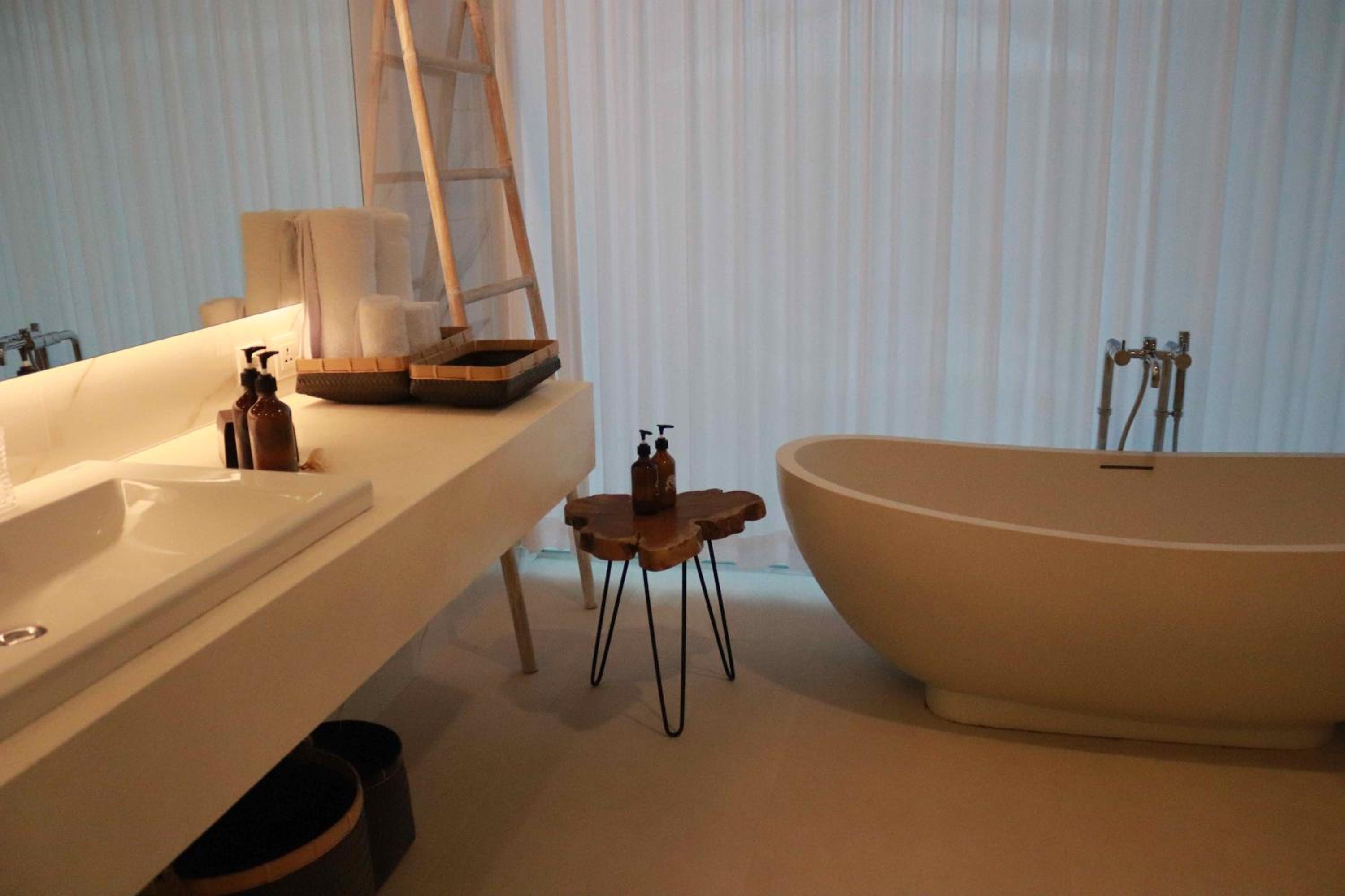 Two-Bedroom Villa - Photo 9
