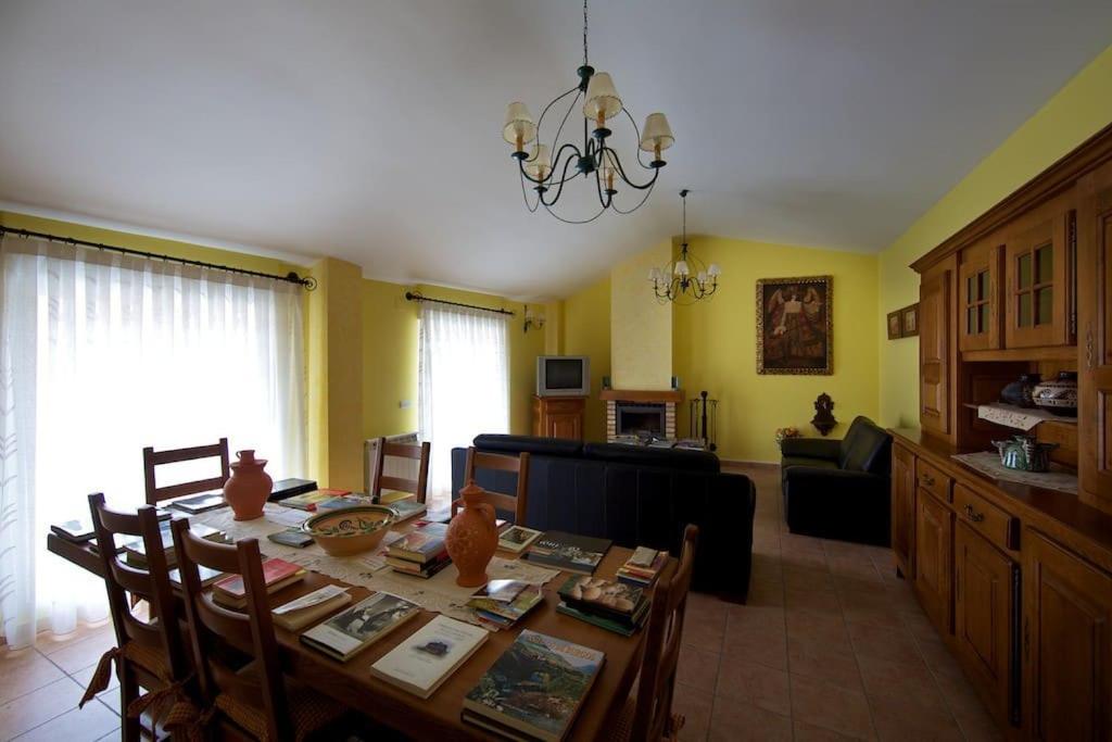 Casa de cinco habitaciones