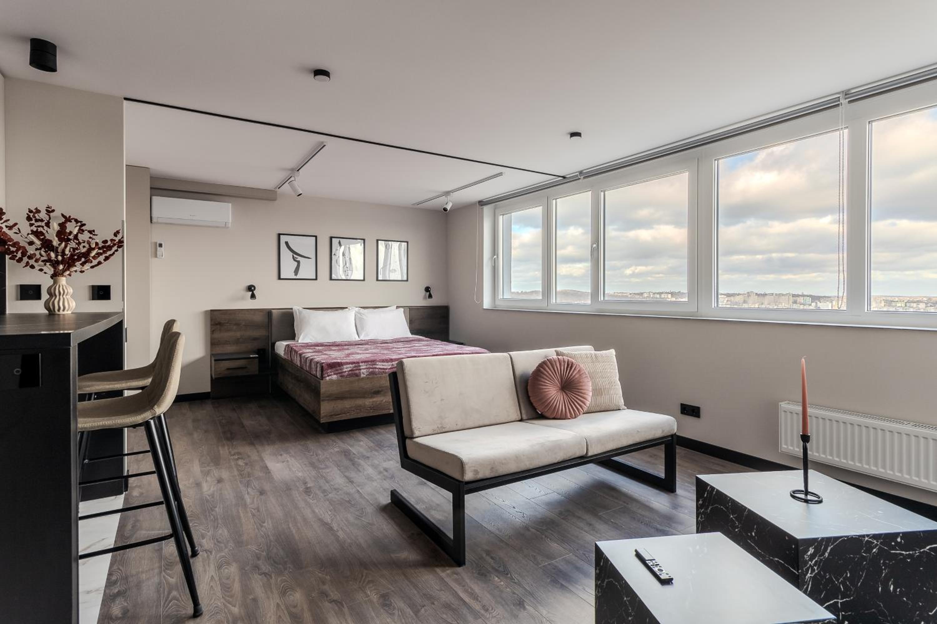Studio Apartment