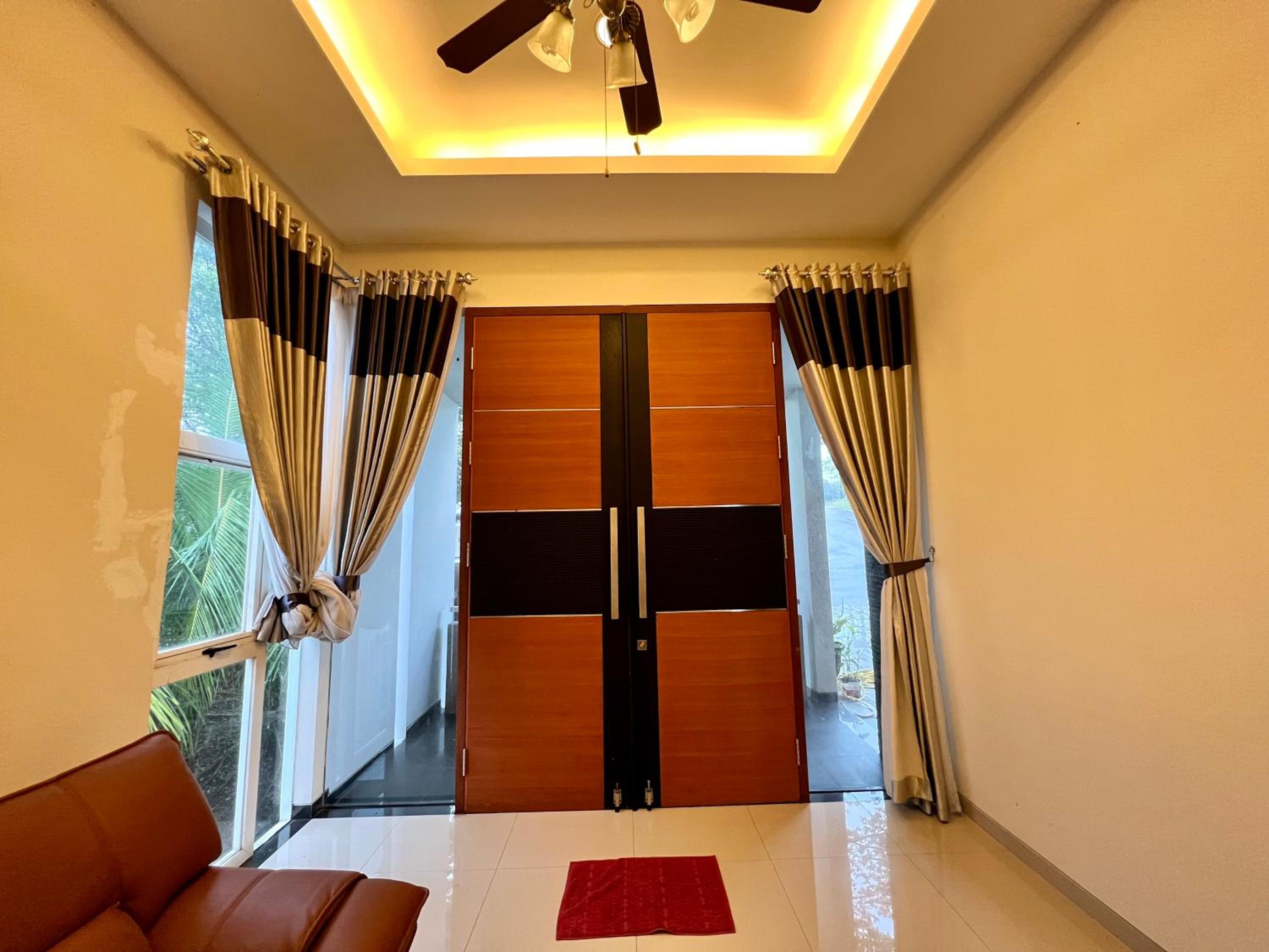 Villa photo 1