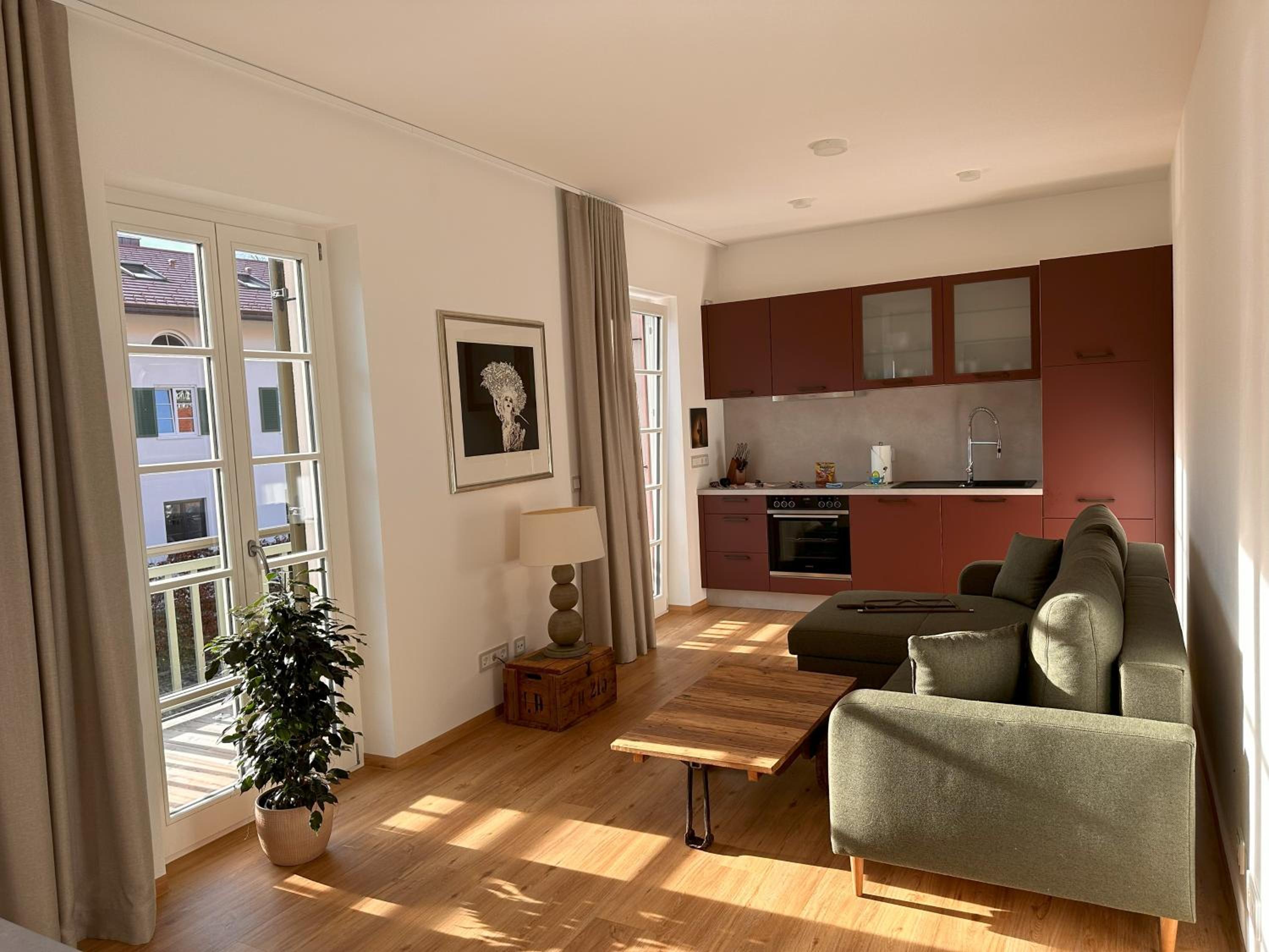 Apartment with Balcony photo 1