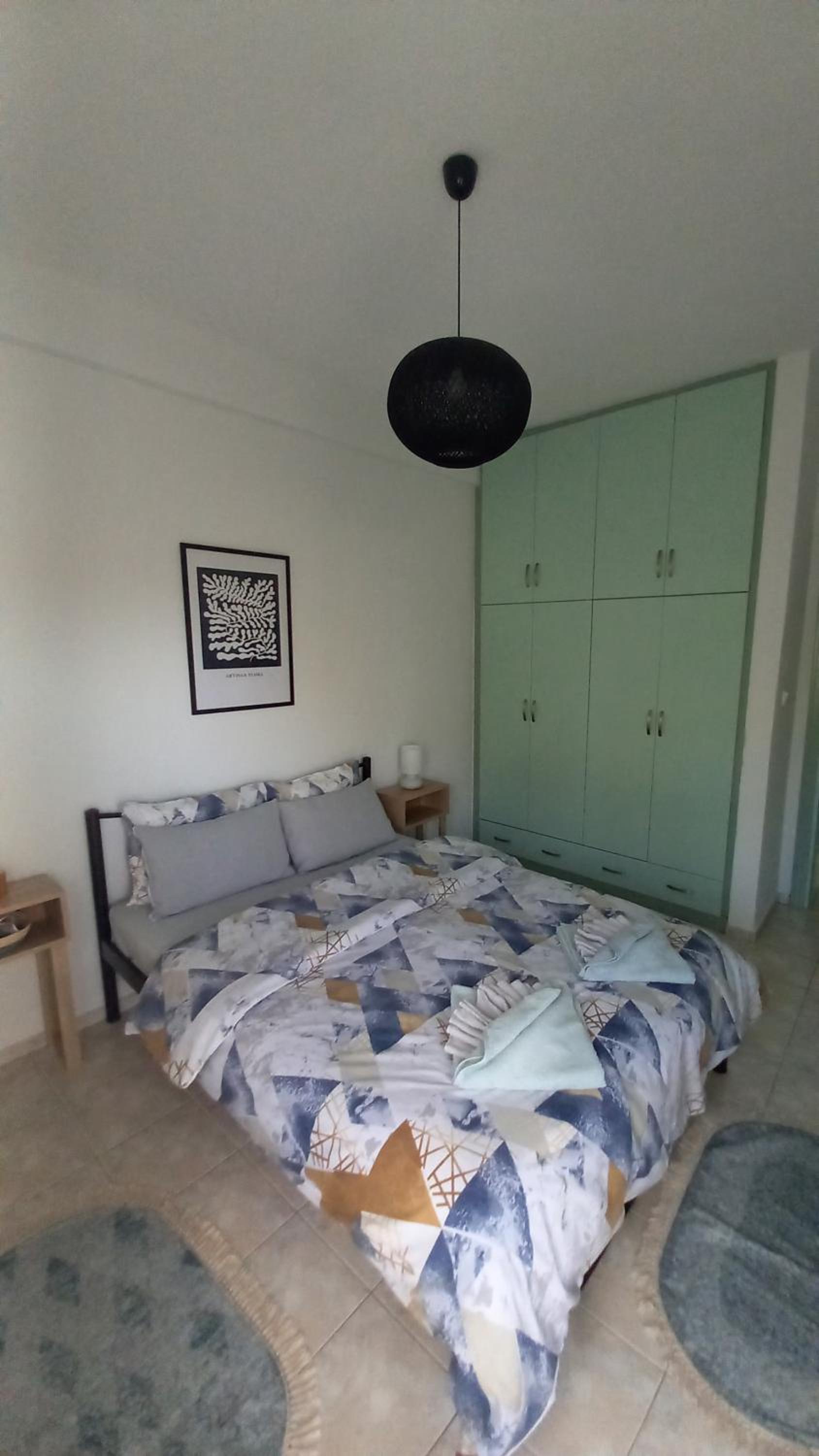 One-Bedroom Apartment - Photo 17