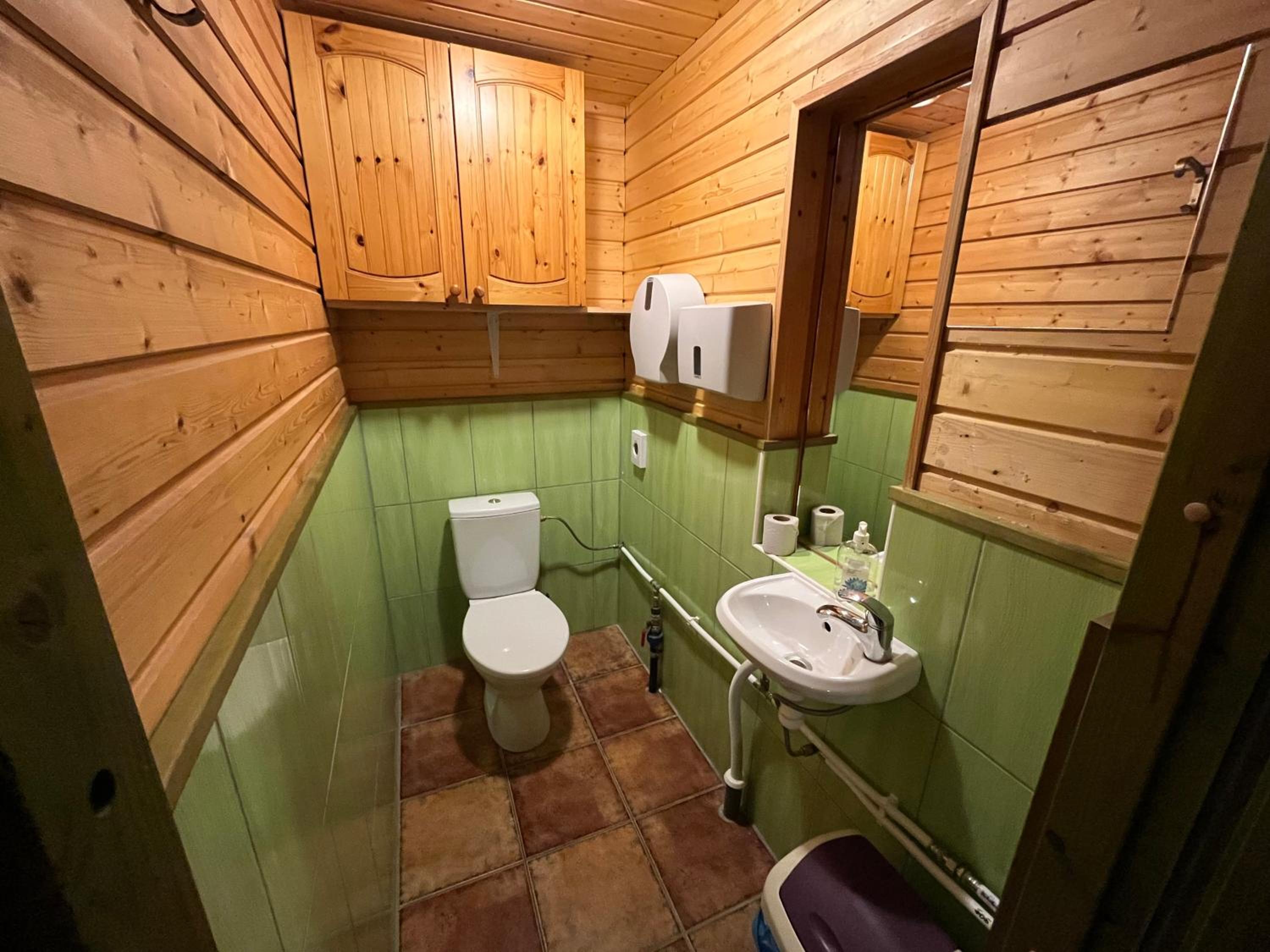 Two-Bedroom House - Photo 14