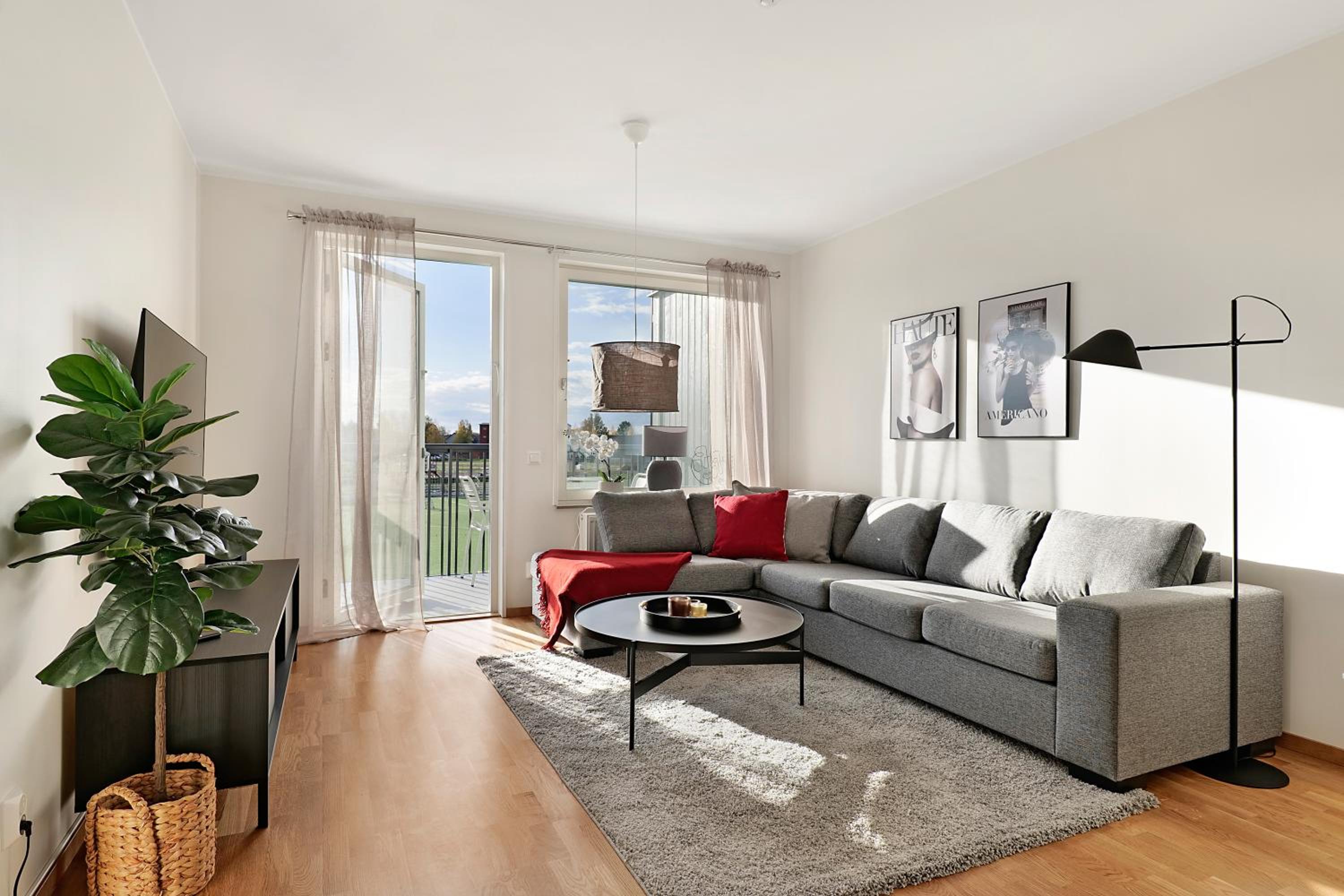 Three-Bedroom Apartment photo 1