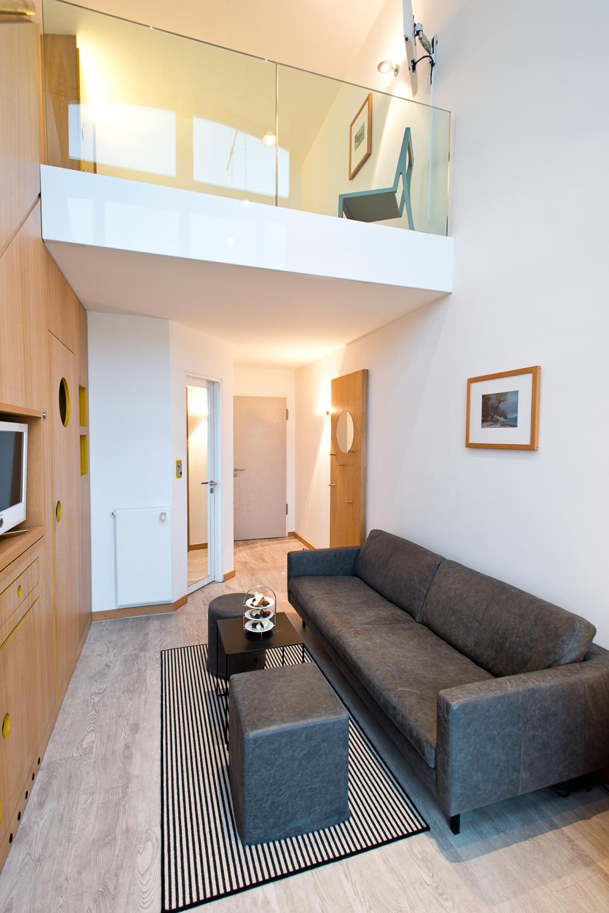 Maisonette with Balcony - Side Sea View - Photo 8