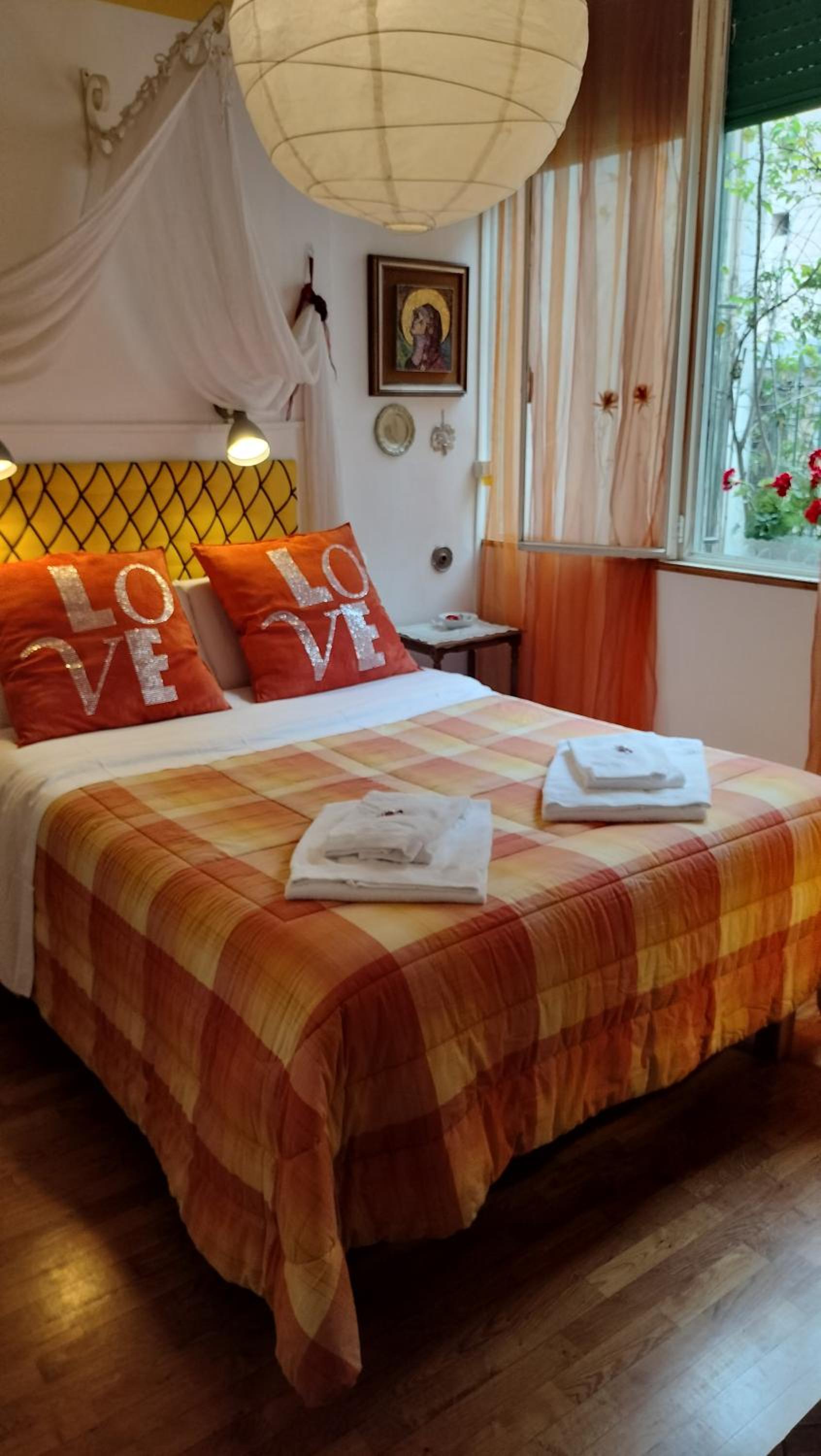 Double Room with Private External Bathroom photo 2