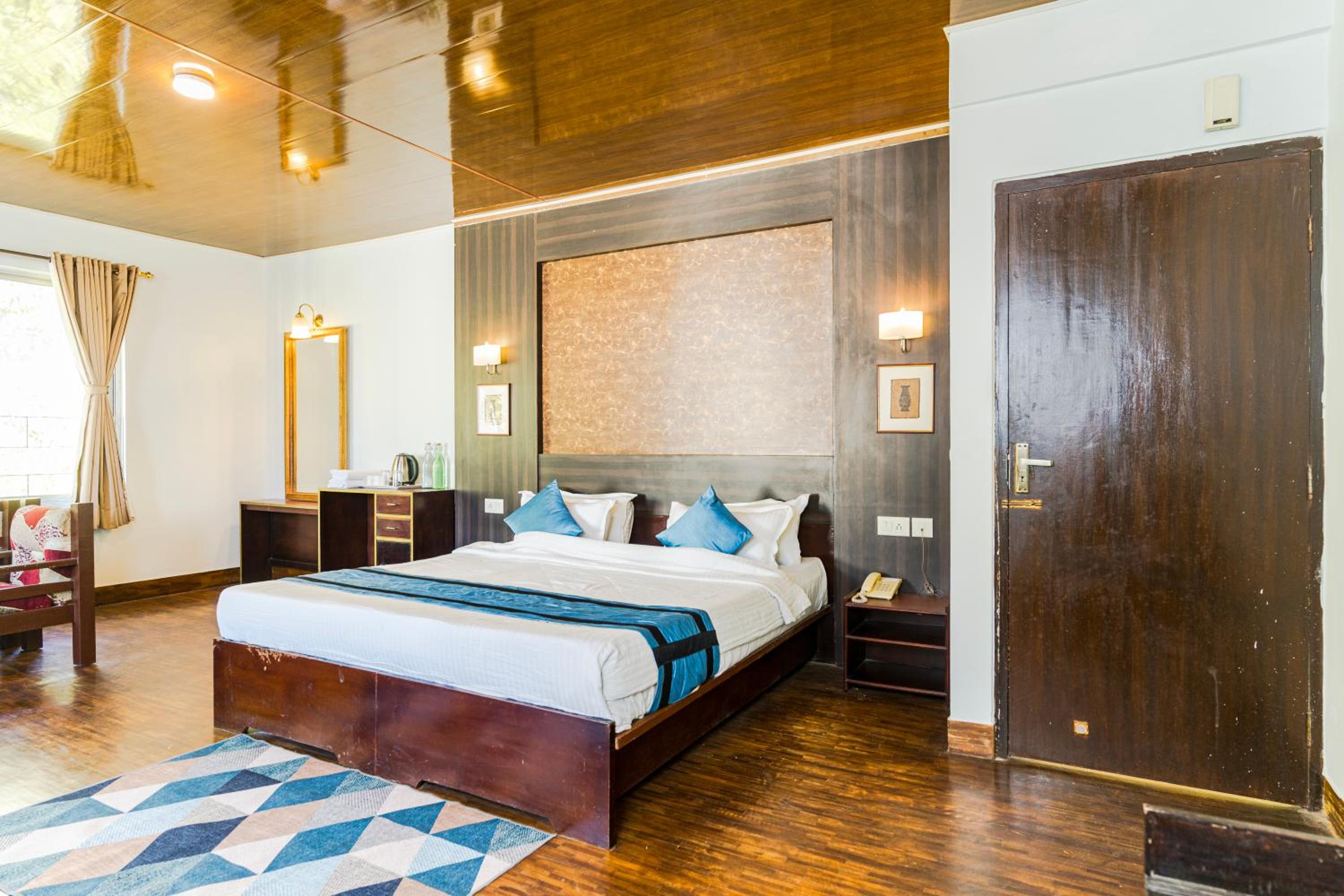 Executive Suite photo 1