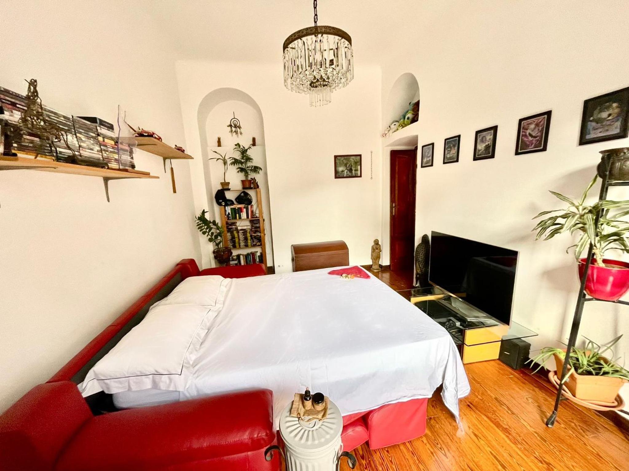 Double Room With Shared Bathroom