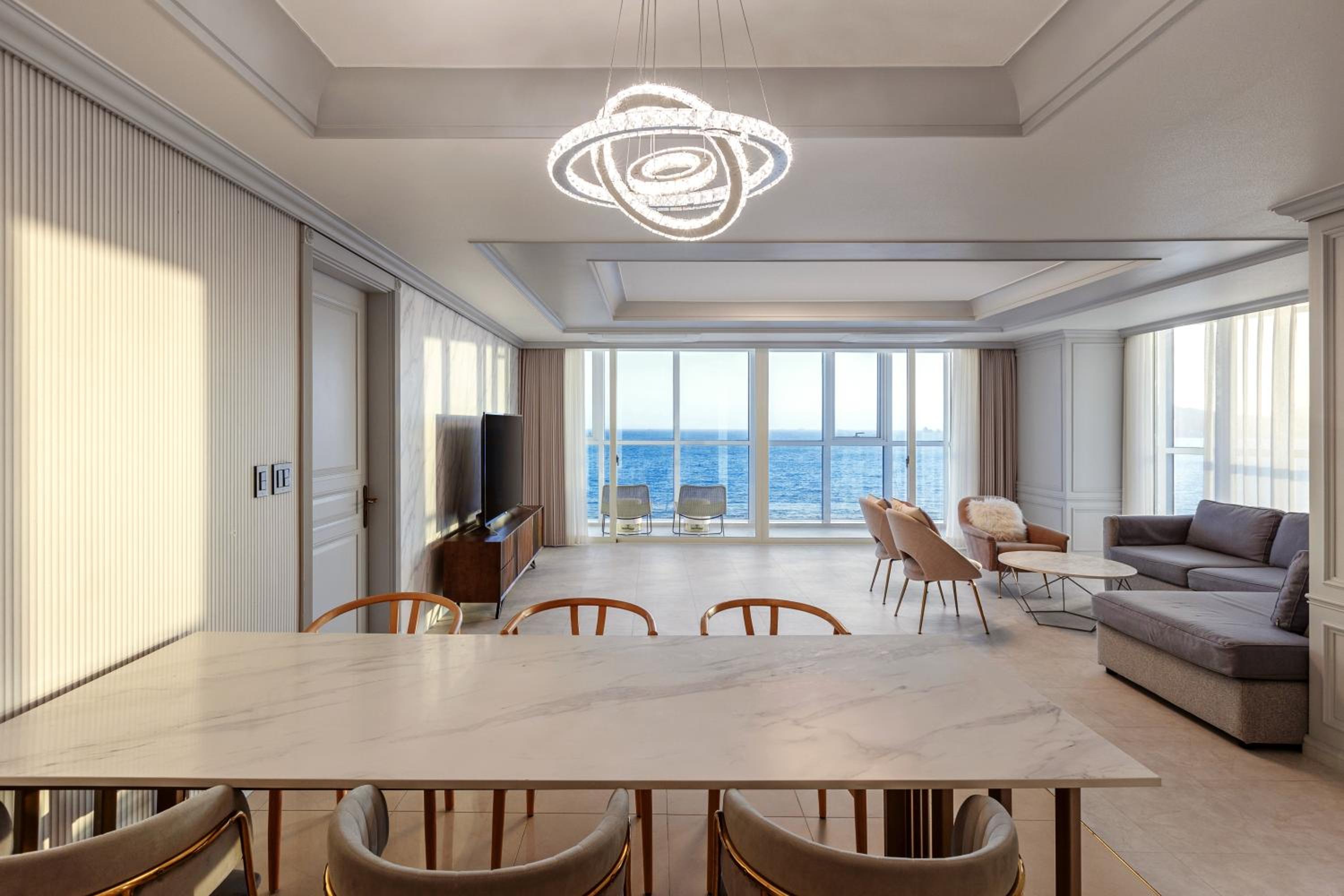 Panorama Suite photo 2