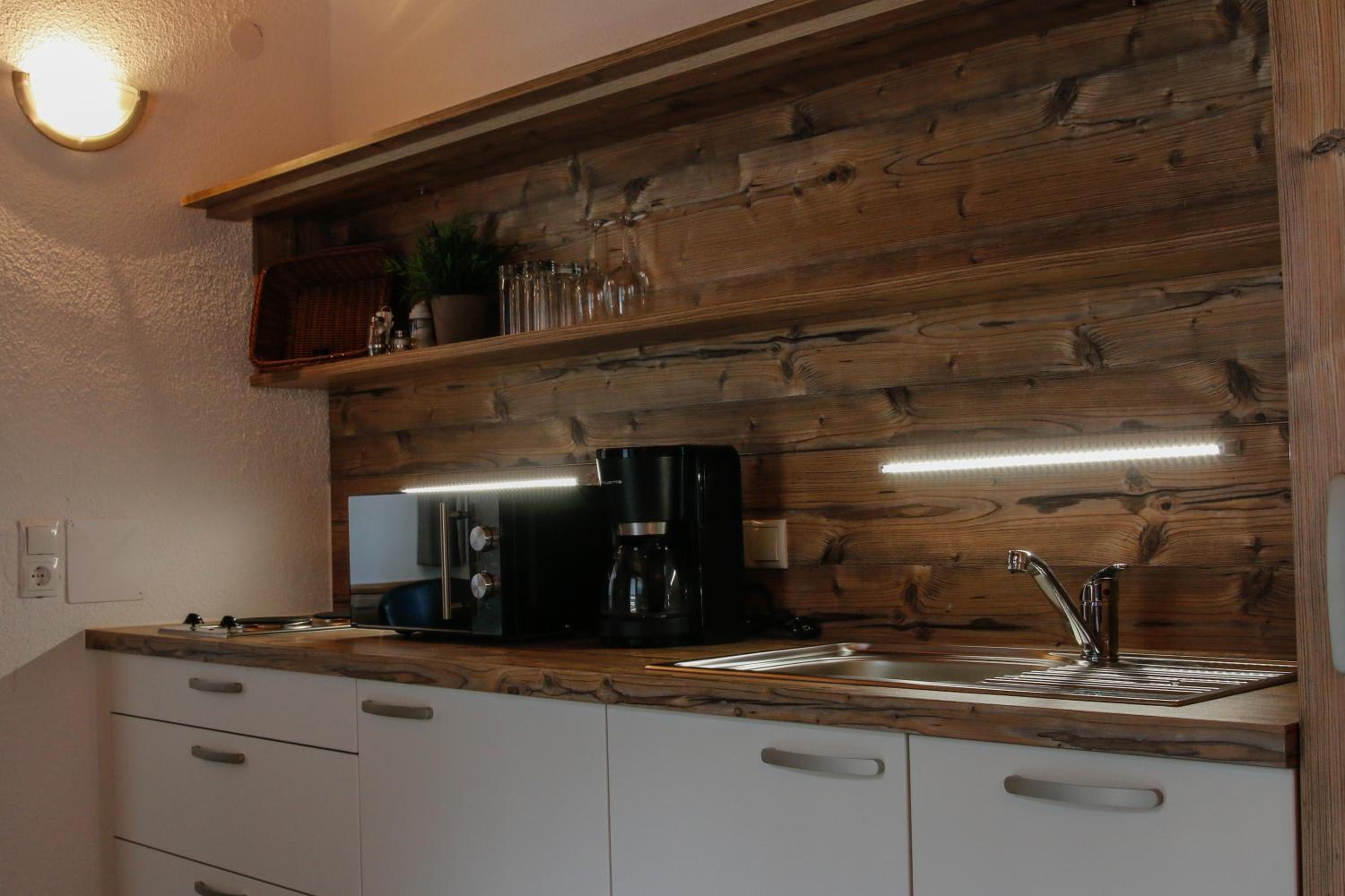 Studio Apartment photo 3