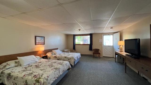 Deluxe Family Suite