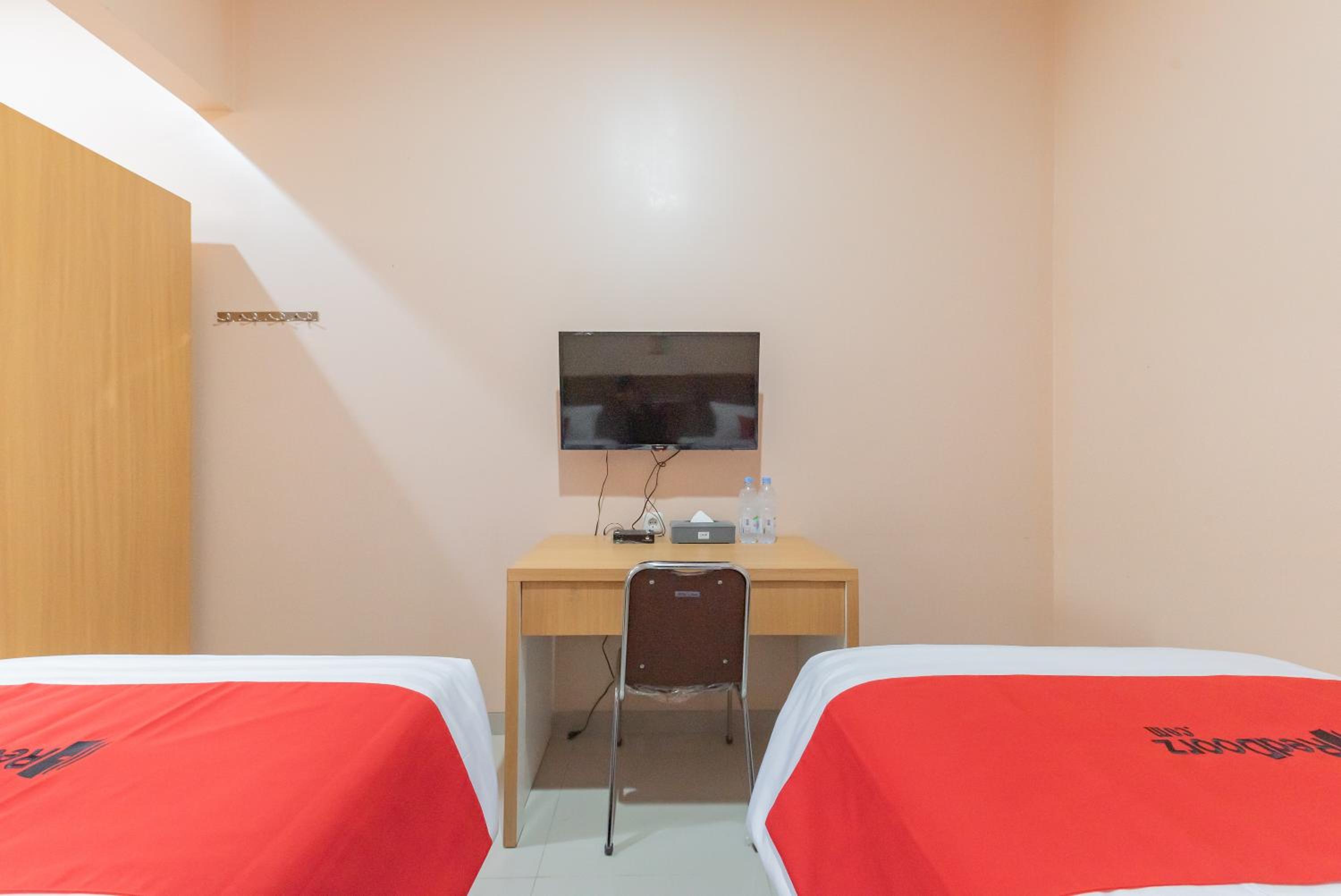 Twin Room - Photo 4