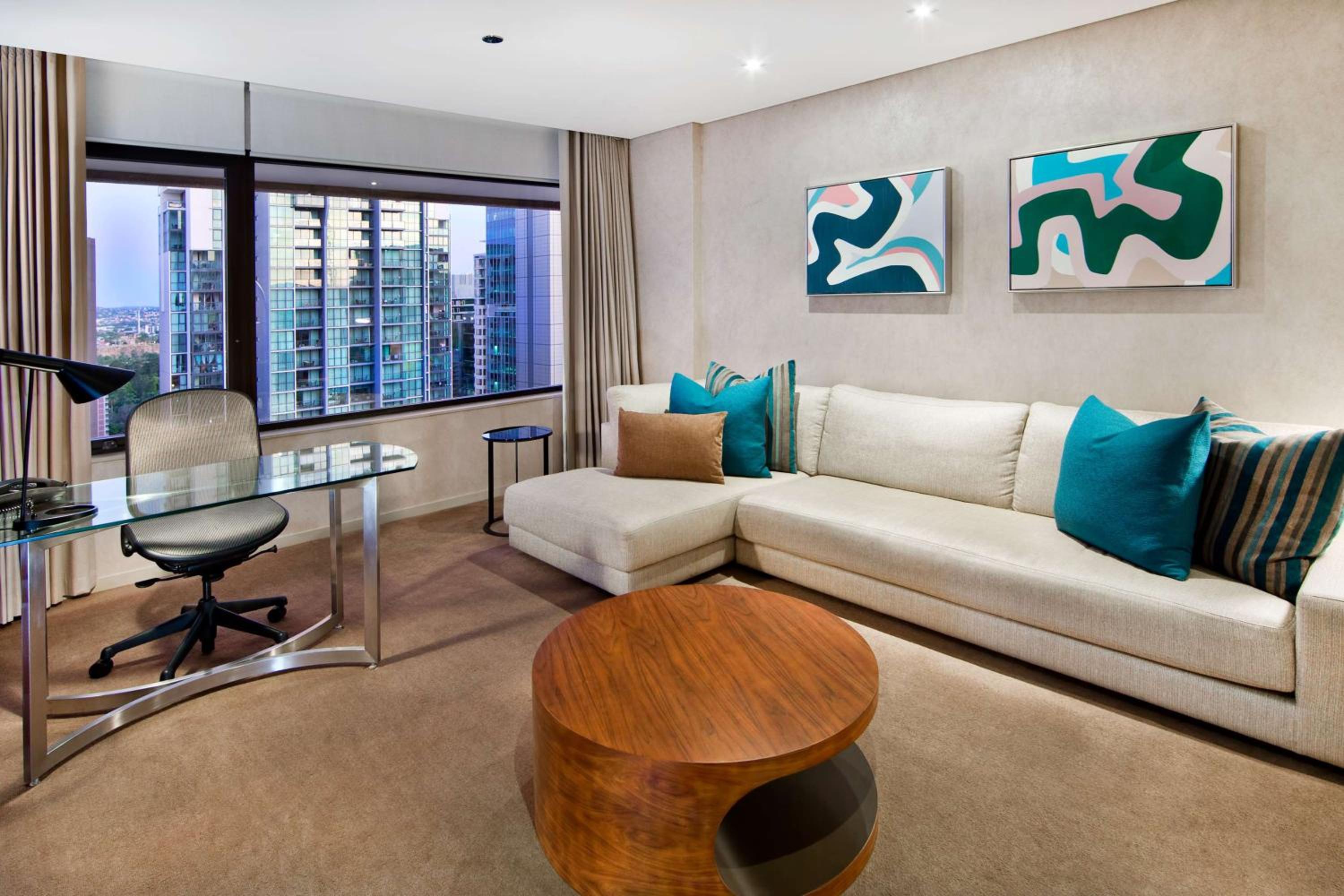 King Hilton Suite