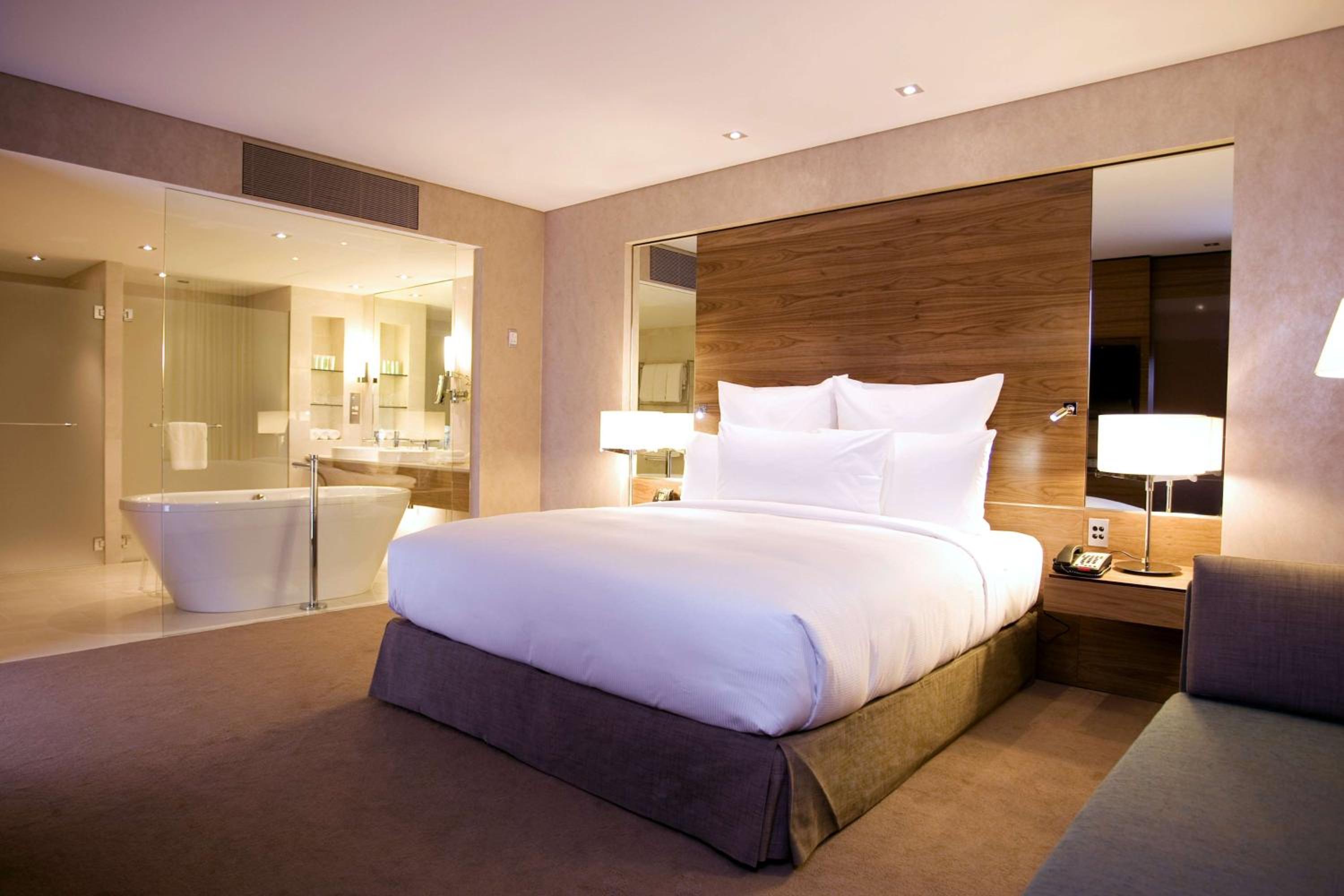 King Hilton Suite