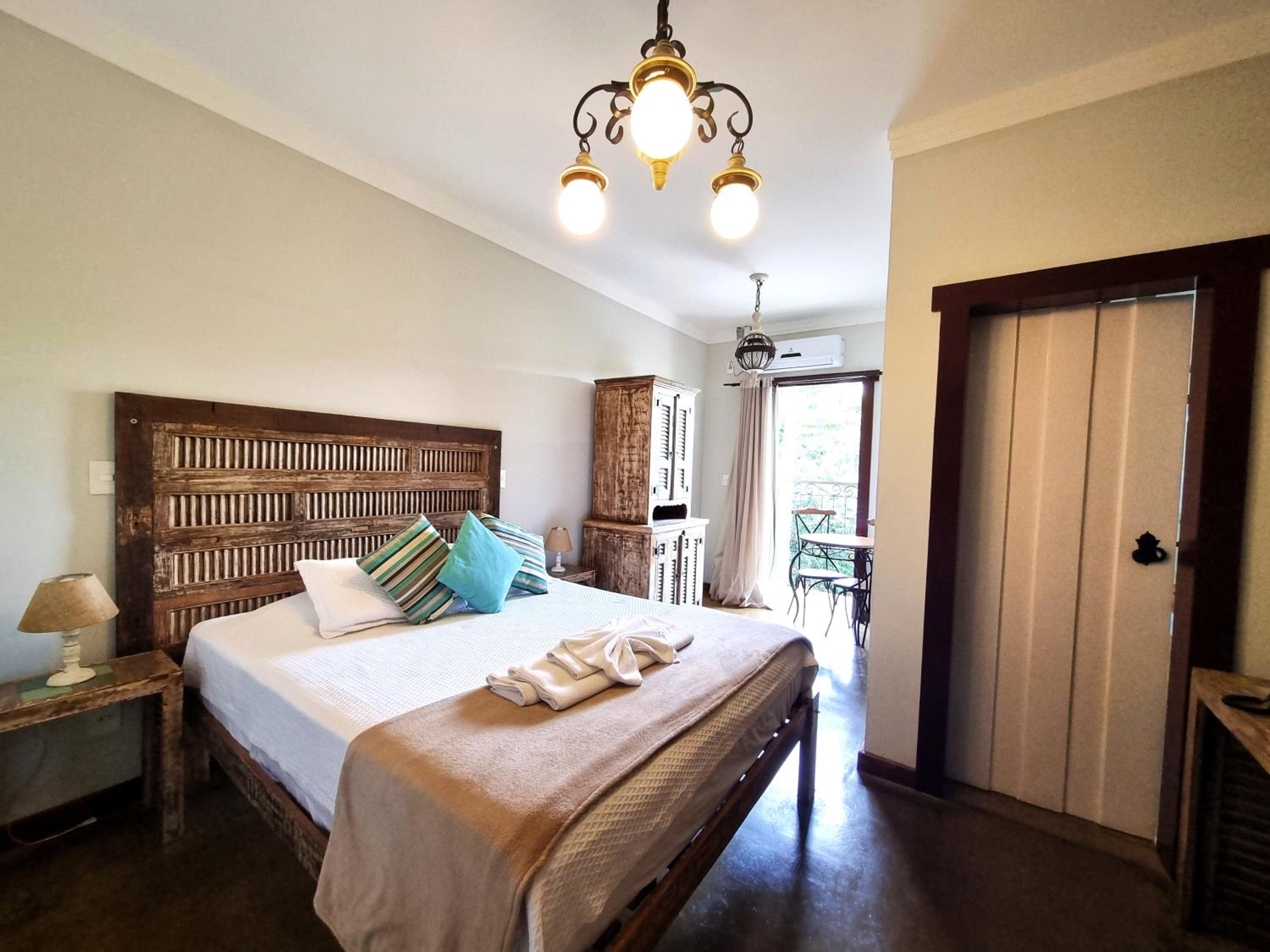 Double Room with Patio photo 3