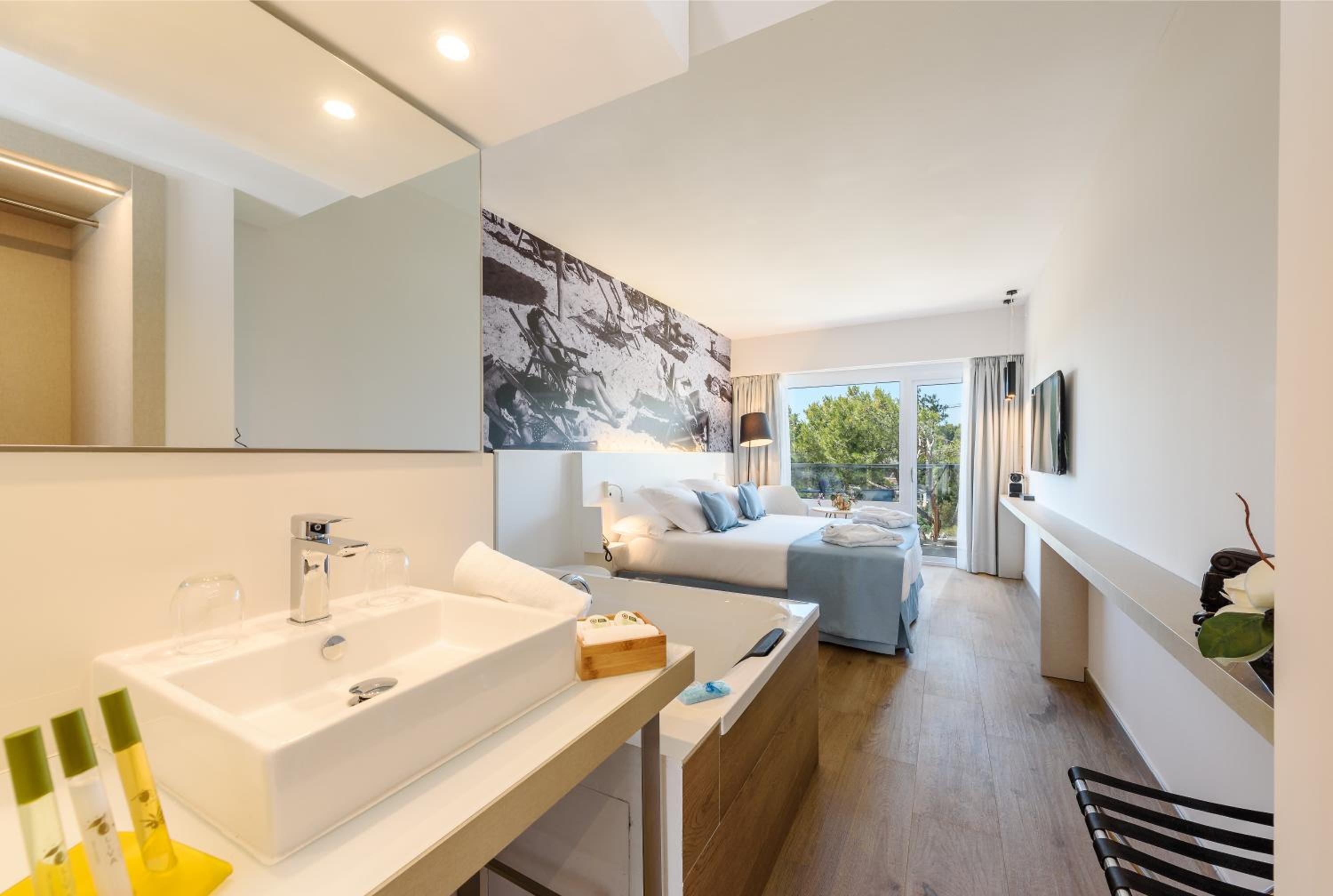 Habitación de Nivel Oro con Jacuzzi - Solo para Adultos (+16)