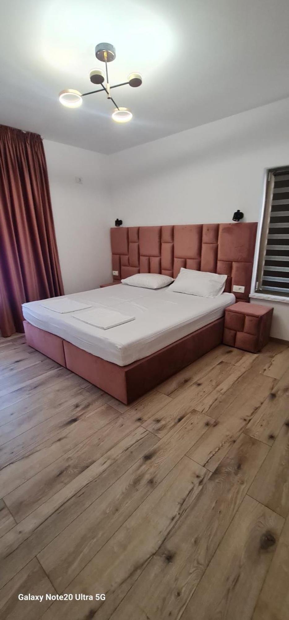 Double or Twin Room with Mountain View photo 2