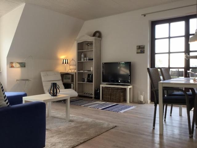 Apartment With Balcony photo 1