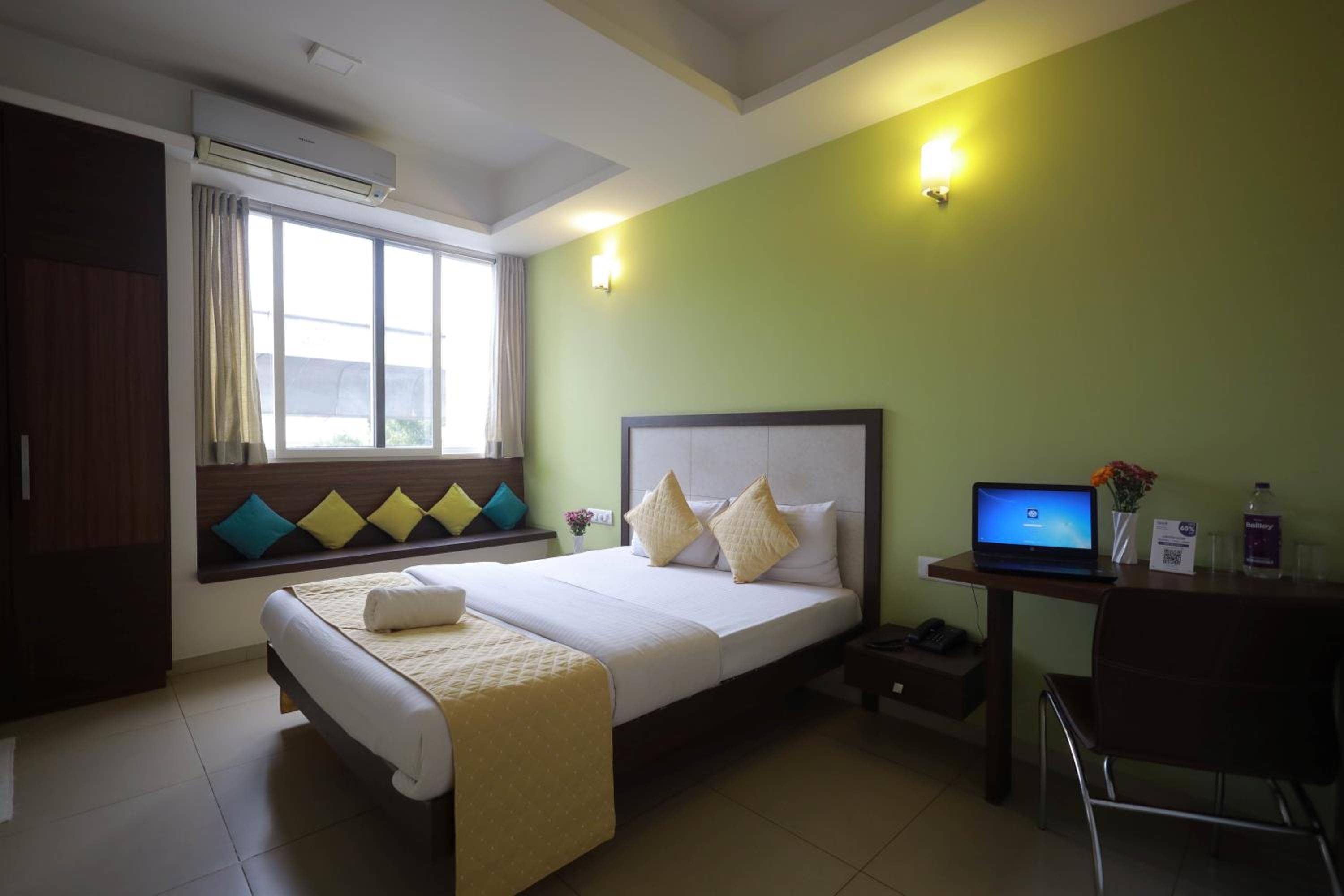 Deluxe Room - Photo 1