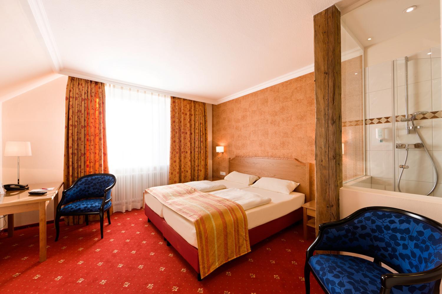 Double Room - Photo 6