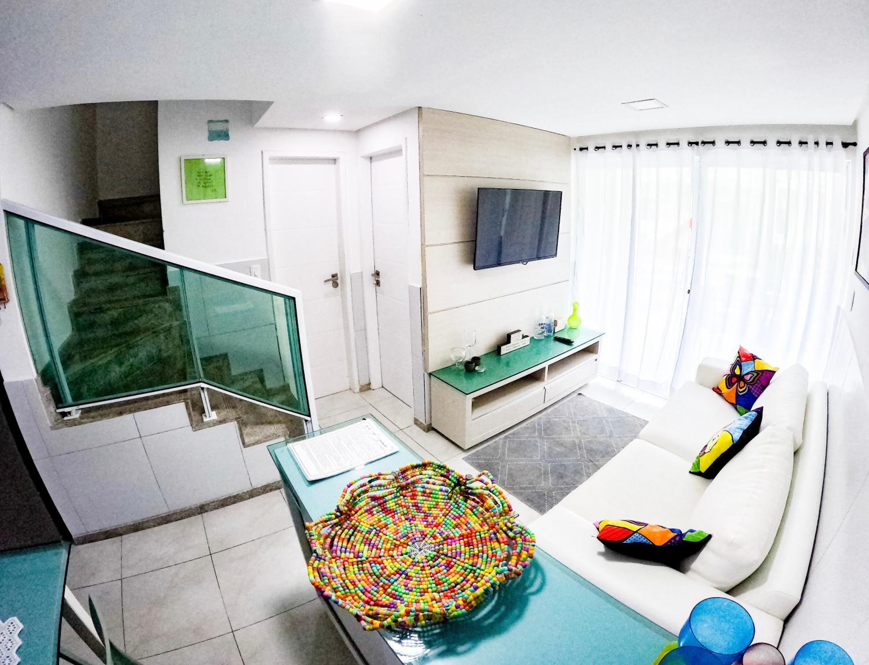 Four-Bedroom House photo 3