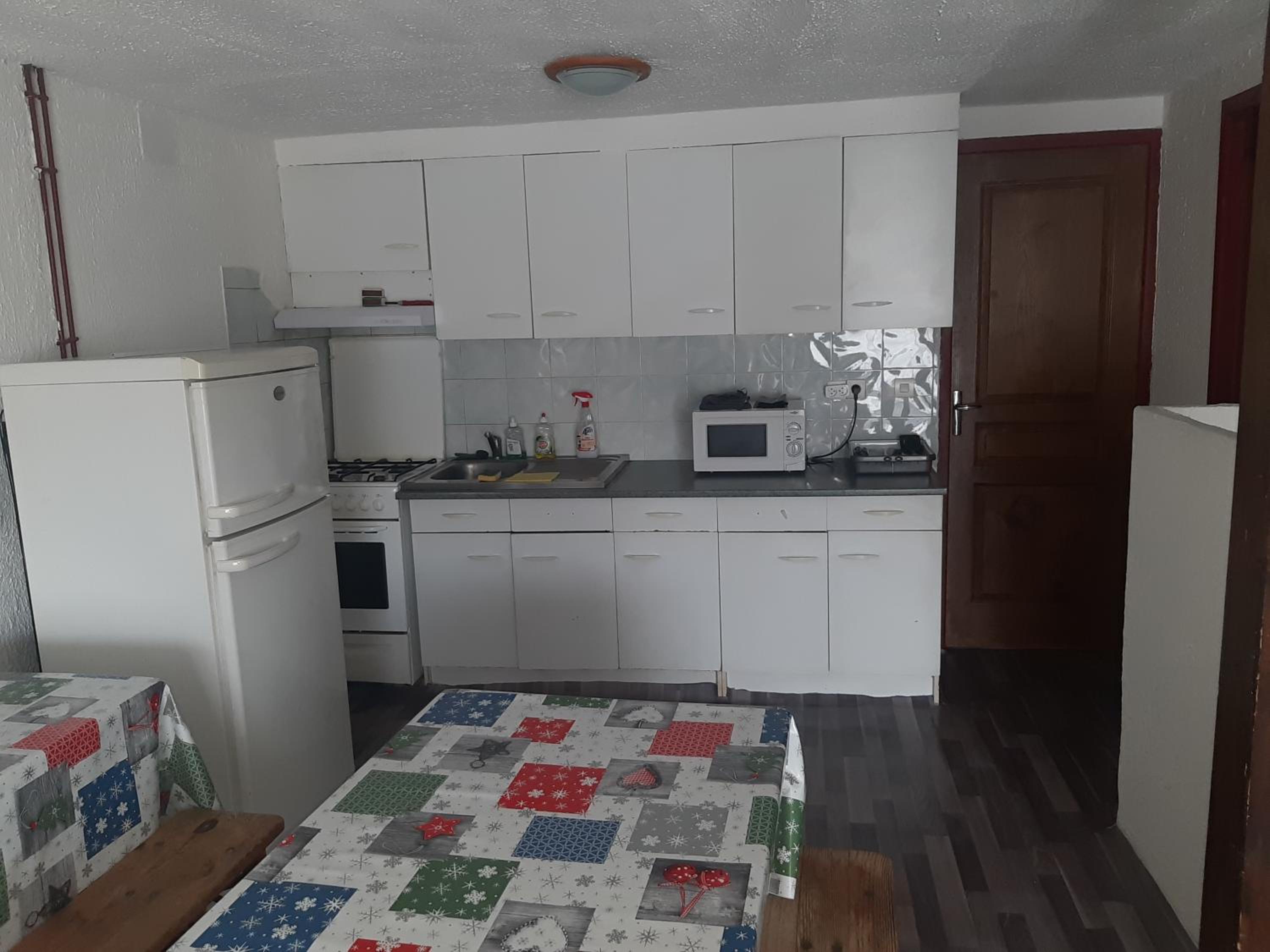 Apartment - Photo 3