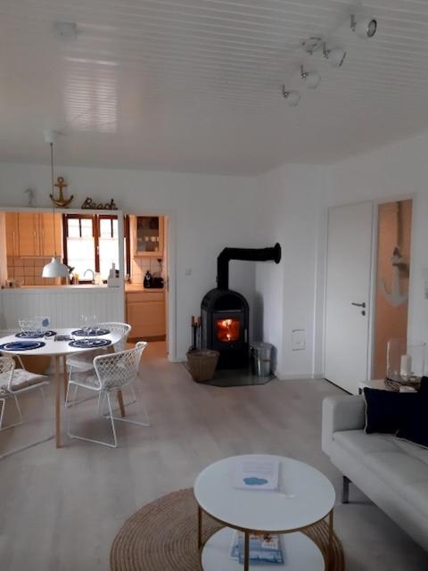 Apartment With Terrace photo 2